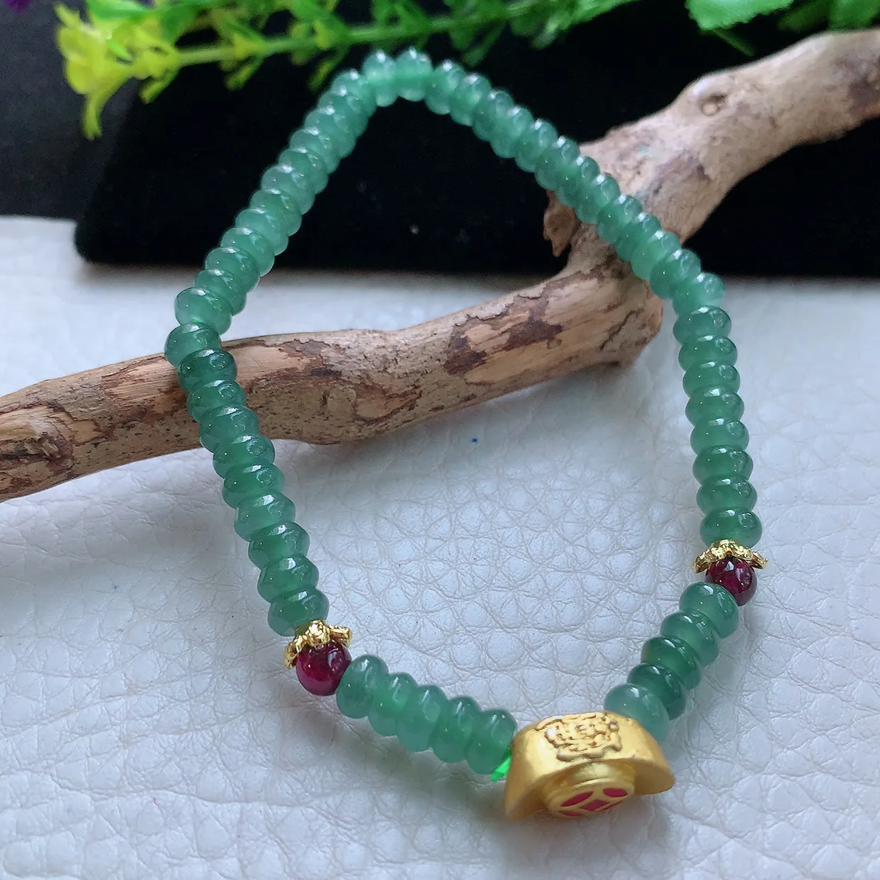 Zz天然翡翠冰晴水绿算盘珠手串 精美女生小手链diy珠串直径约5.5mm ,一串的价，配珠配件为装饰品