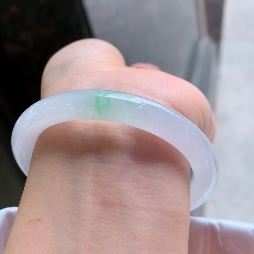 圆条冰糯春彩 无瑕 尺寸:52.7/8.2 种色兼备