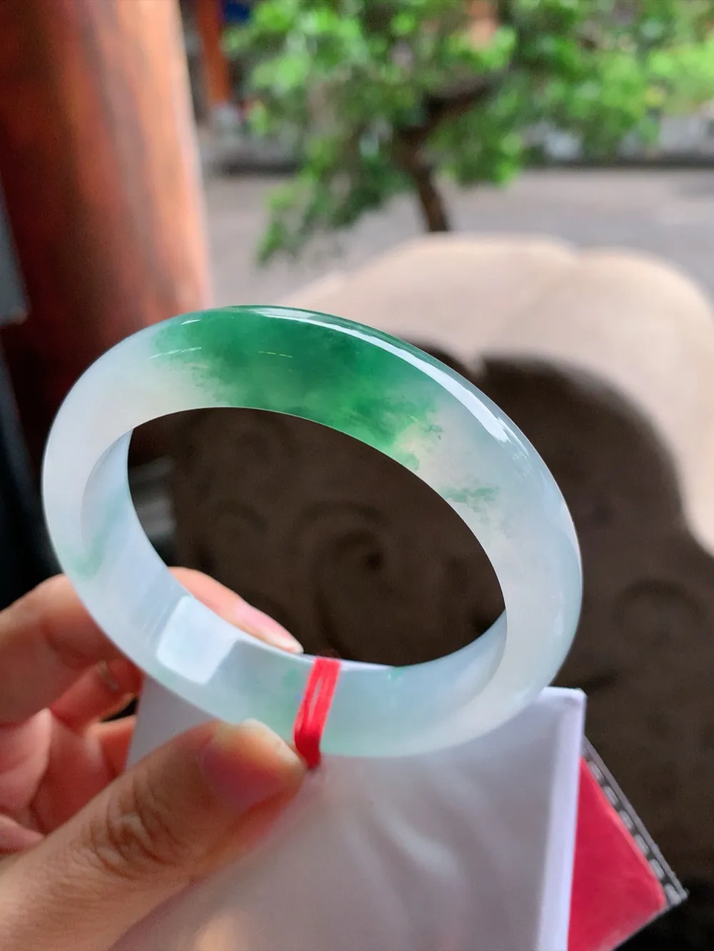 正圈冰玻翠绿 无瑕 尺寸:55.6/13.6/8.2 种色俱佳