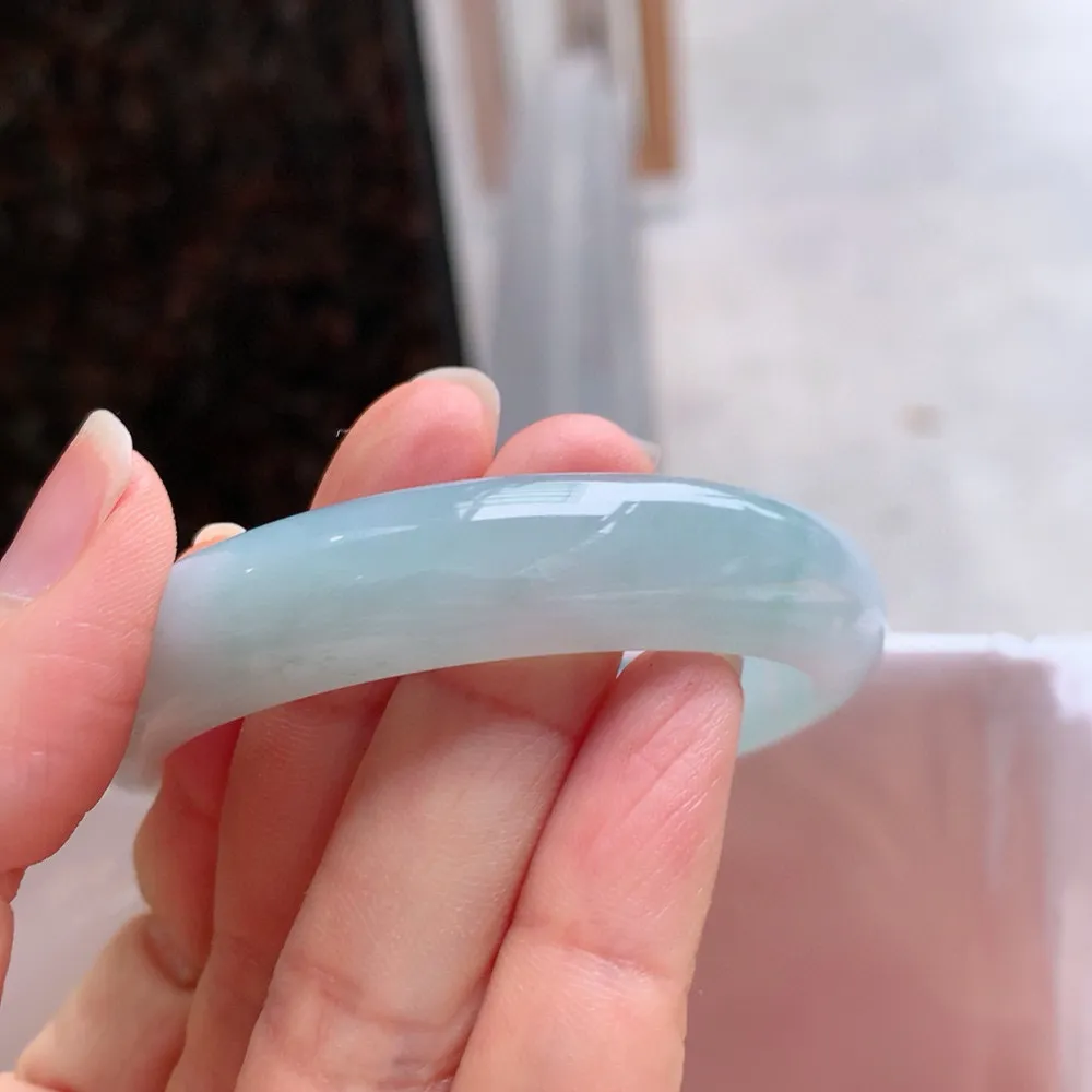 正圈冰蓝花 一丝细纹 尺寸:52.6/12.2/7.2 花美 种水好