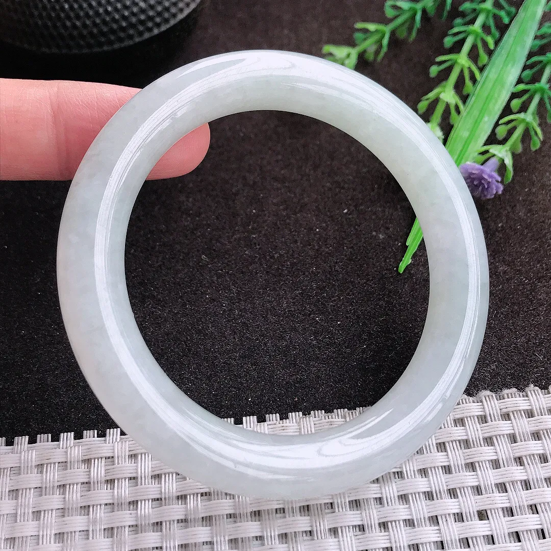 天然a货翡翠55.5/10.1/9.9老坑冰胶水灵晴底色圆条手镯翡翠玉镯美人镯