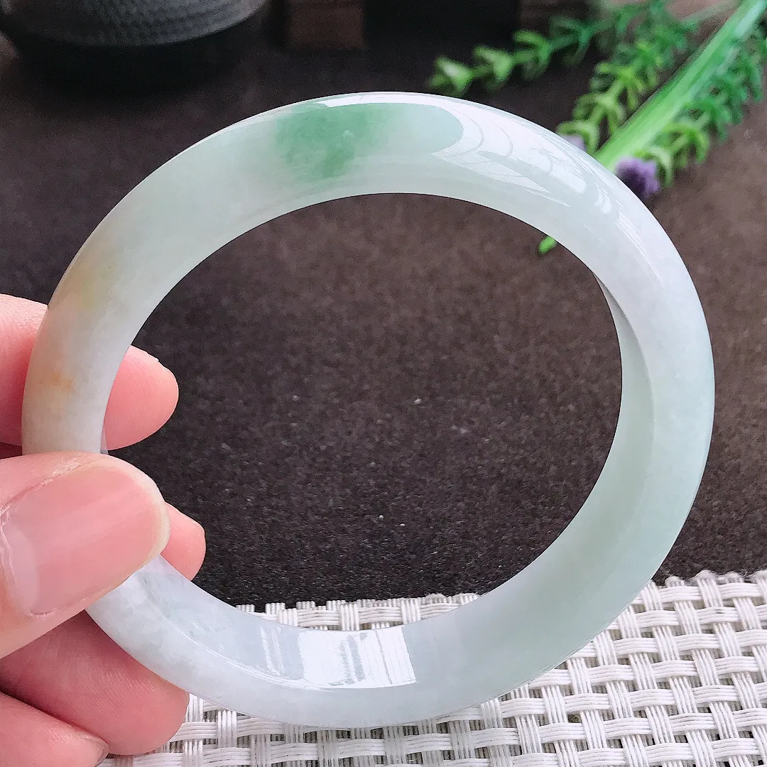 天然a货翡翠61/12.9/8.6老坑精美温润飘花大圈口手镯宽边翡翠玉镯美人镯