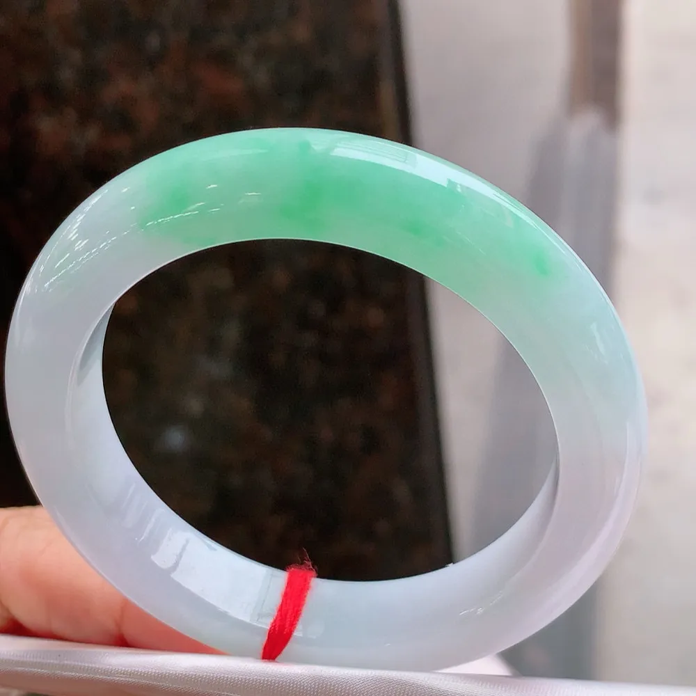 正圈冰春彩 无瑕 尺寸:56.1/12.3/9.5 超美