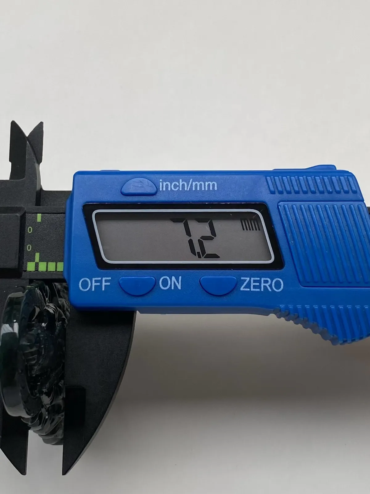 墨翠【文殊菩萨】细腻干净，黑度好、性价比高，雕工精湛，打灯透绿‘