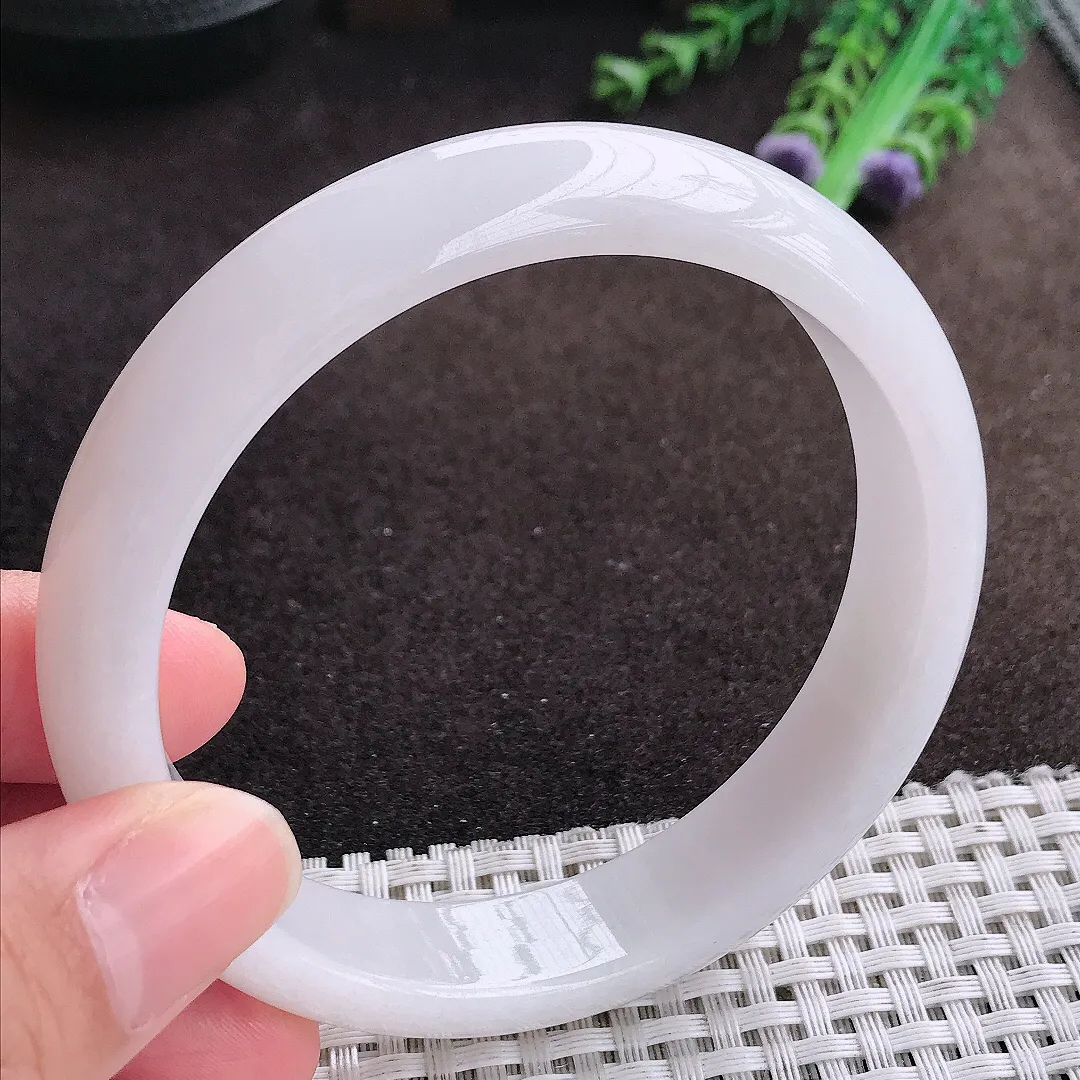 天然a货翡翠63/13.8/8老坑秀气温润白月光大圈口手镯宽边翡翠玉镯美人镯