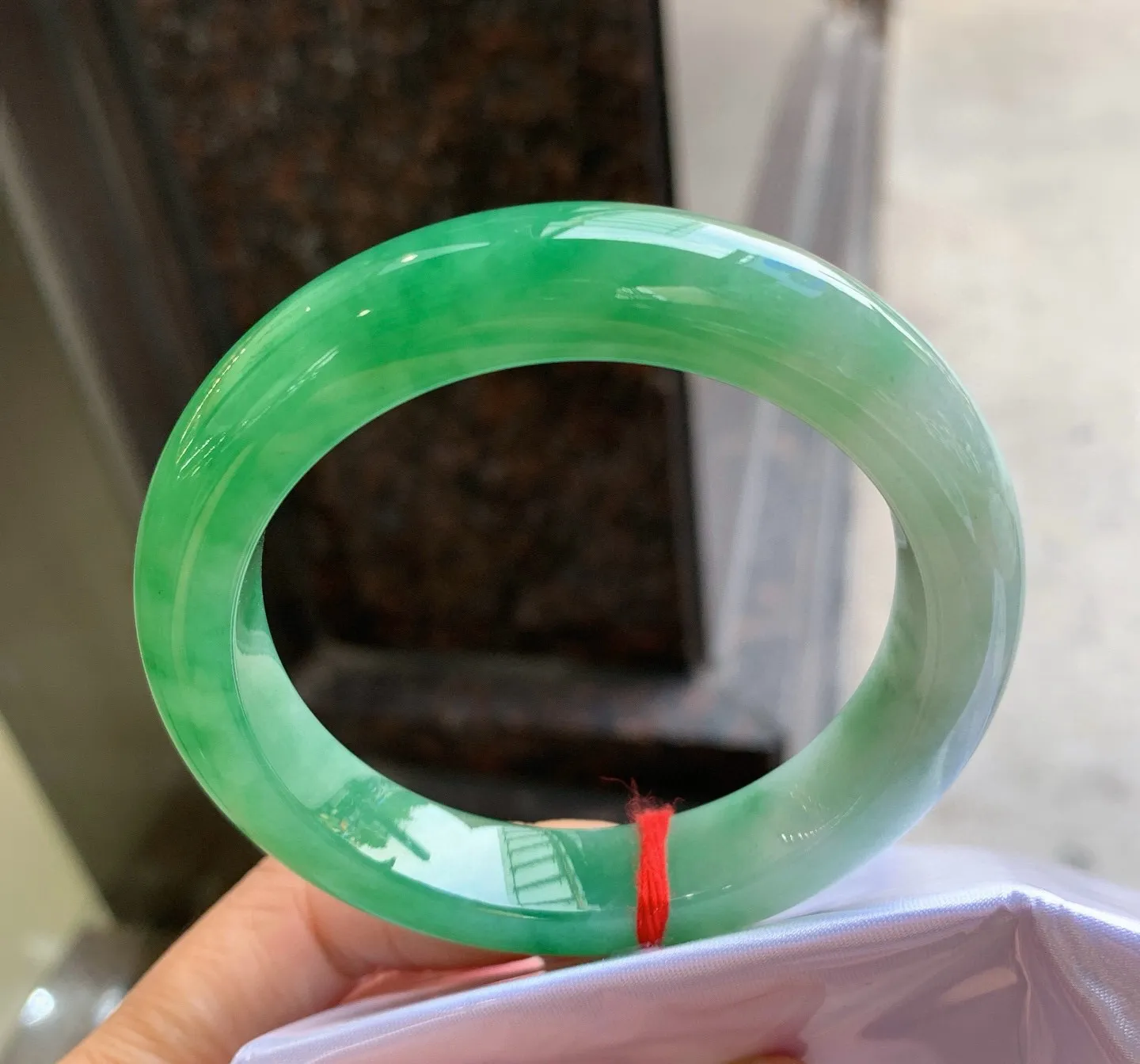 正圈一大圈芙蓉绿 无瑕 尺寸:56.3/12.2/9.3 色好