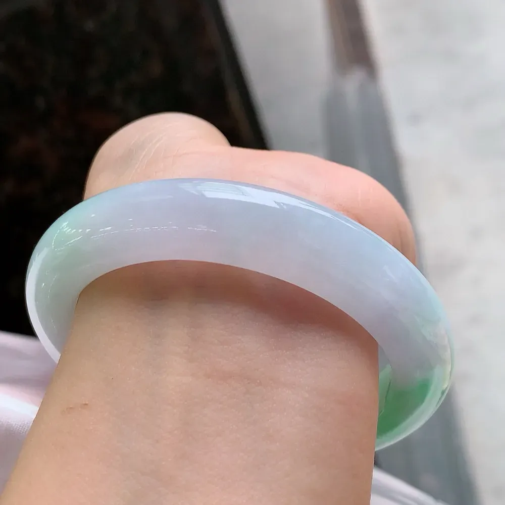 正圈冰春彩 无瑕 尺寸:56.1/12.3/9.5 超美