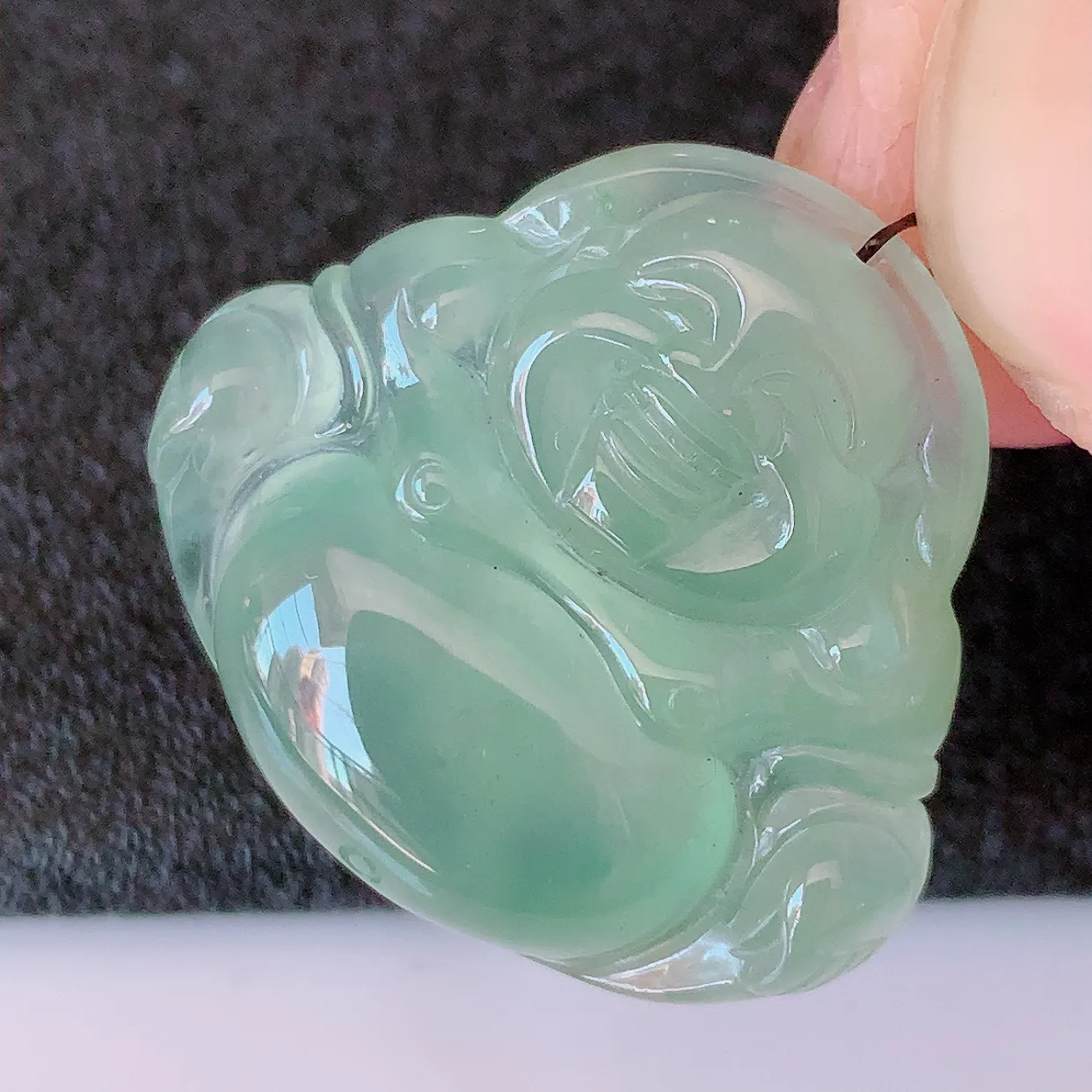 自然光实拍，冰种佛公吊坠，翡翠保平安佛公吊坠，玉质莹润，佩戴佳品，#46.7