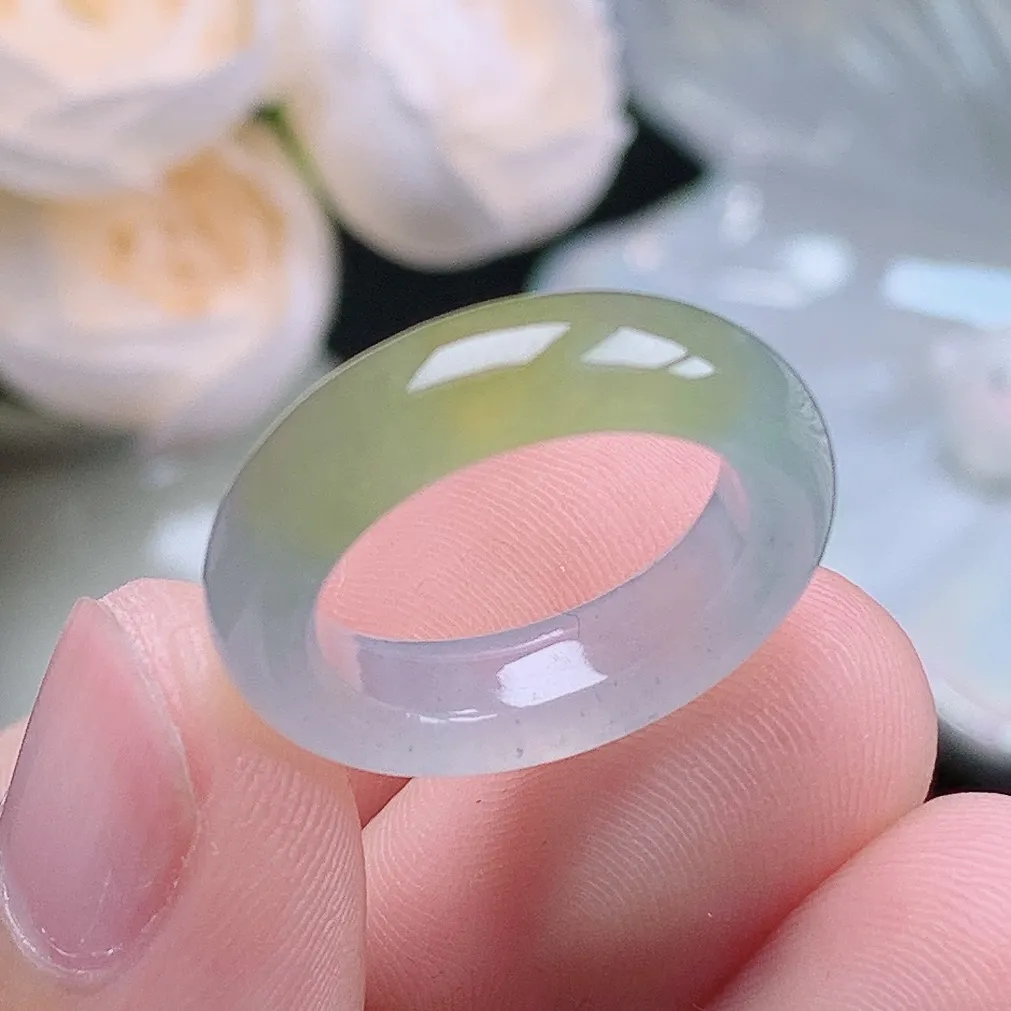 缅甸老坑冰种翡翠水润起胶冰黄翡戒指玉指环  水润通透 尺寸：16.2-5.6–3.8mm 11-12