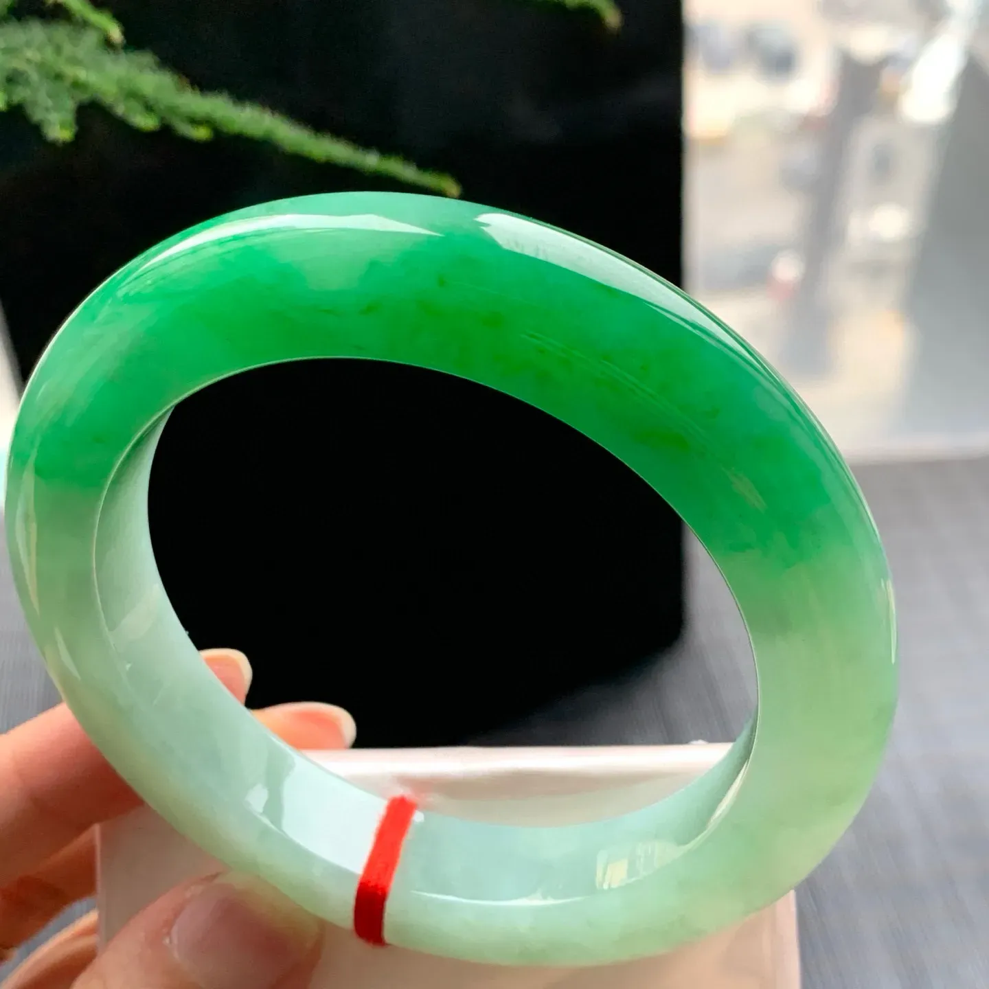 正圈一大节阳绿 无瑕 尺寸:61.3/12.5/11.1 色好 大圈口🥰🥰