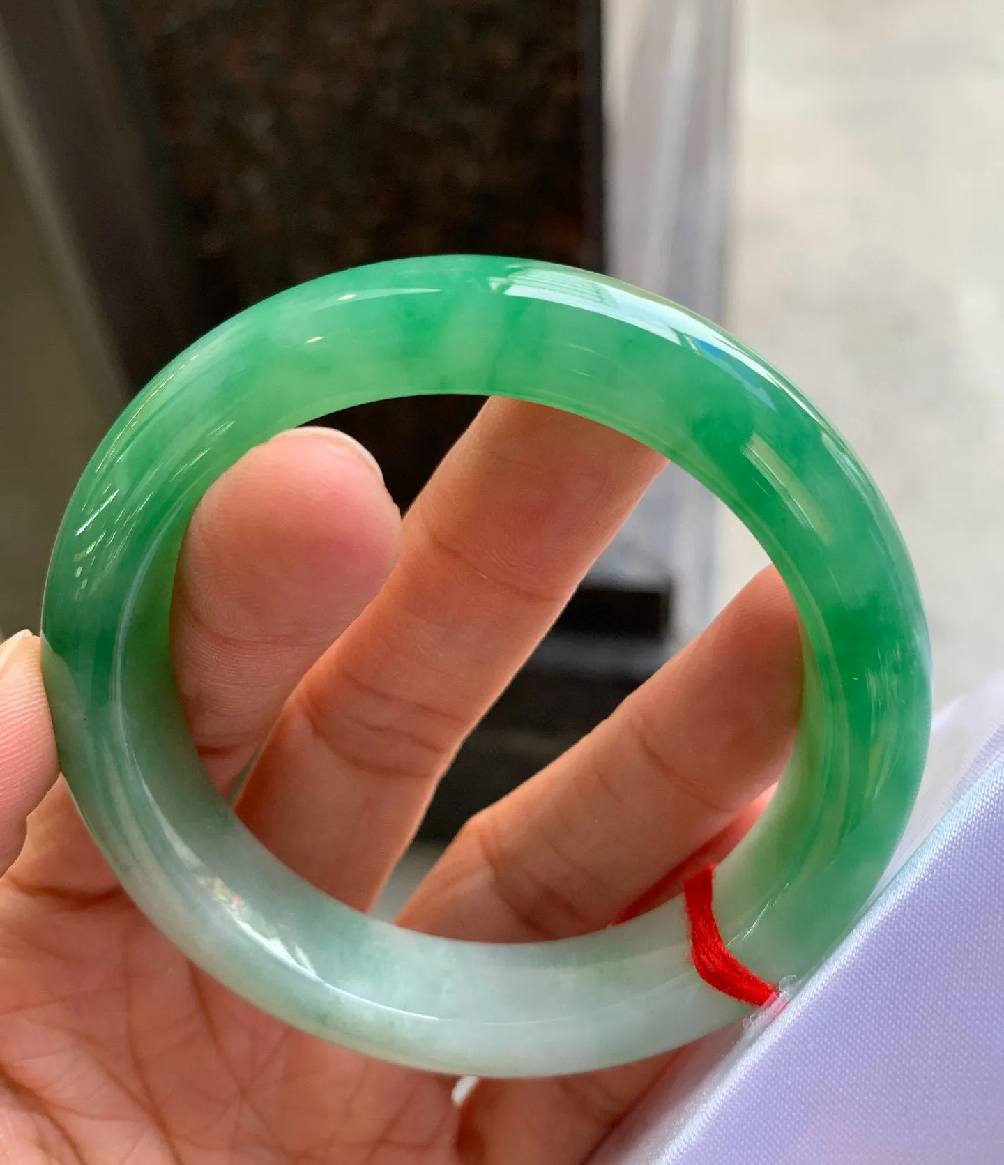 正圈一大圈芙蓉绿 无瑕 尺寸:56.3/12.2/9.3 色好