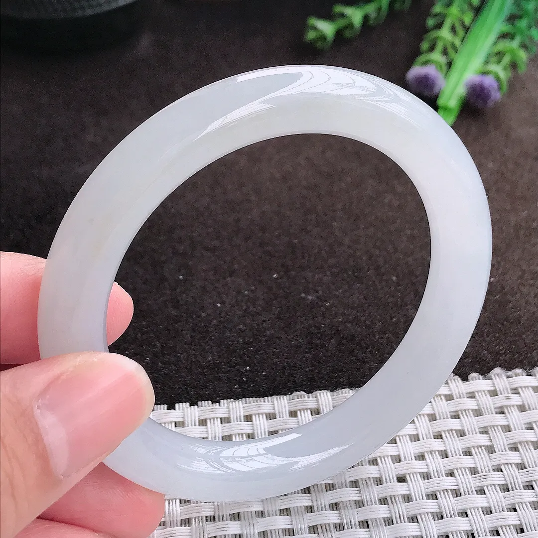 自然光54.5/9.5老坑冰胶水灵白月光圆条手镯翡翠玉镯美人镯