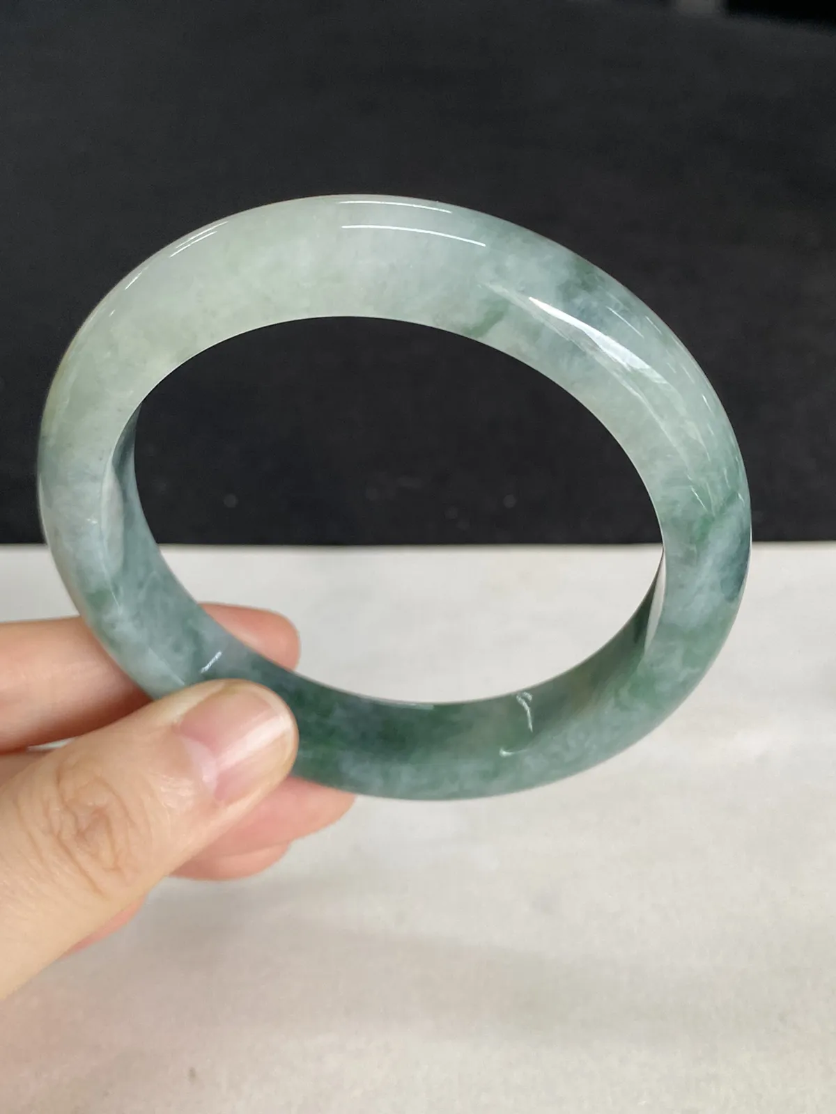 正圈56.7圈口，翡翠手镯