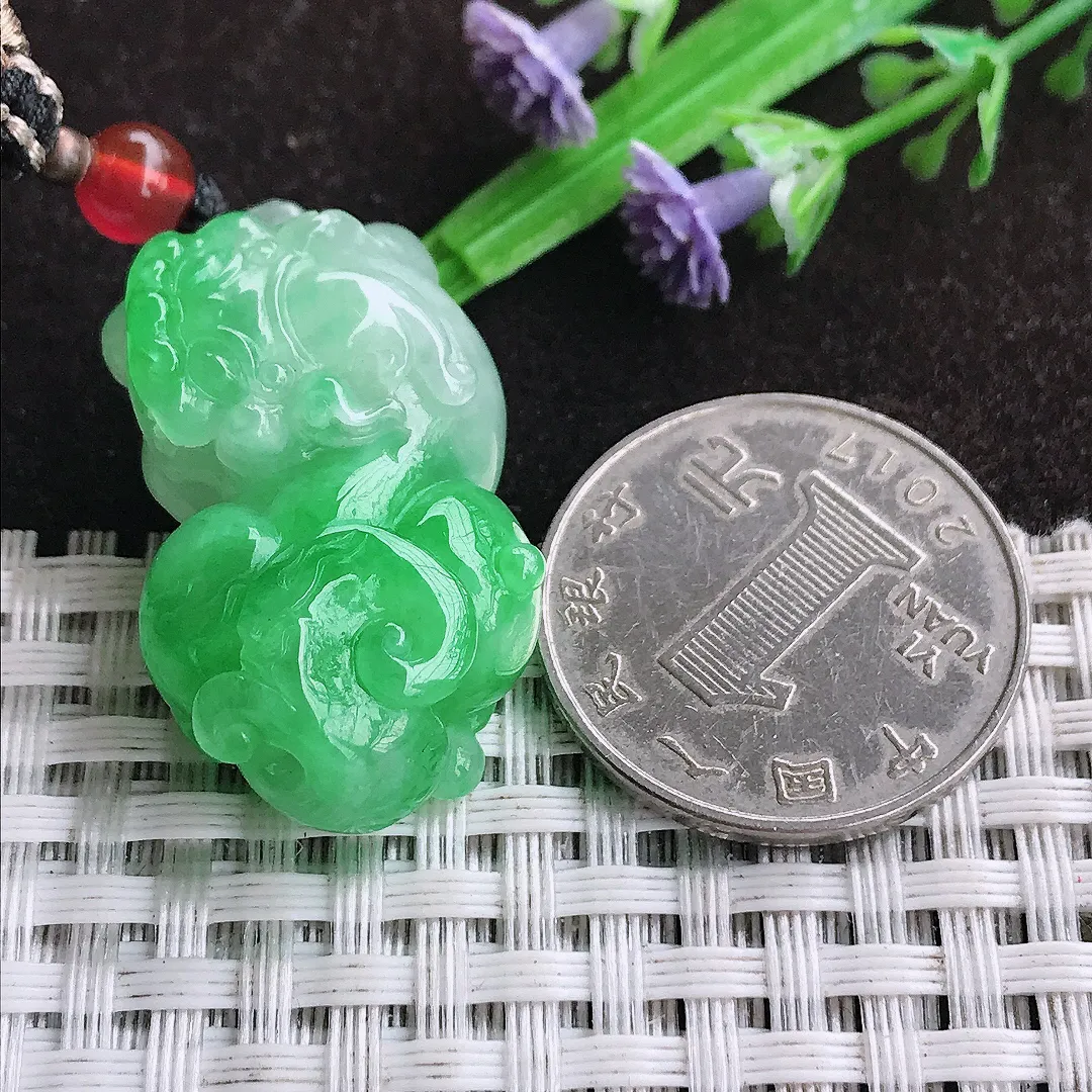 天然a货翡翠34.5/19/11.6老坑精美辣阳绿霸王貔貅吊坠翡翠玉坠挂件百搭