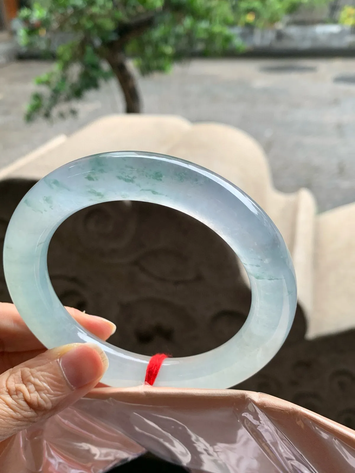 圆条玻璃中绿花 无瑕 尺寸:64.7/12.7 大圈口 起刚光