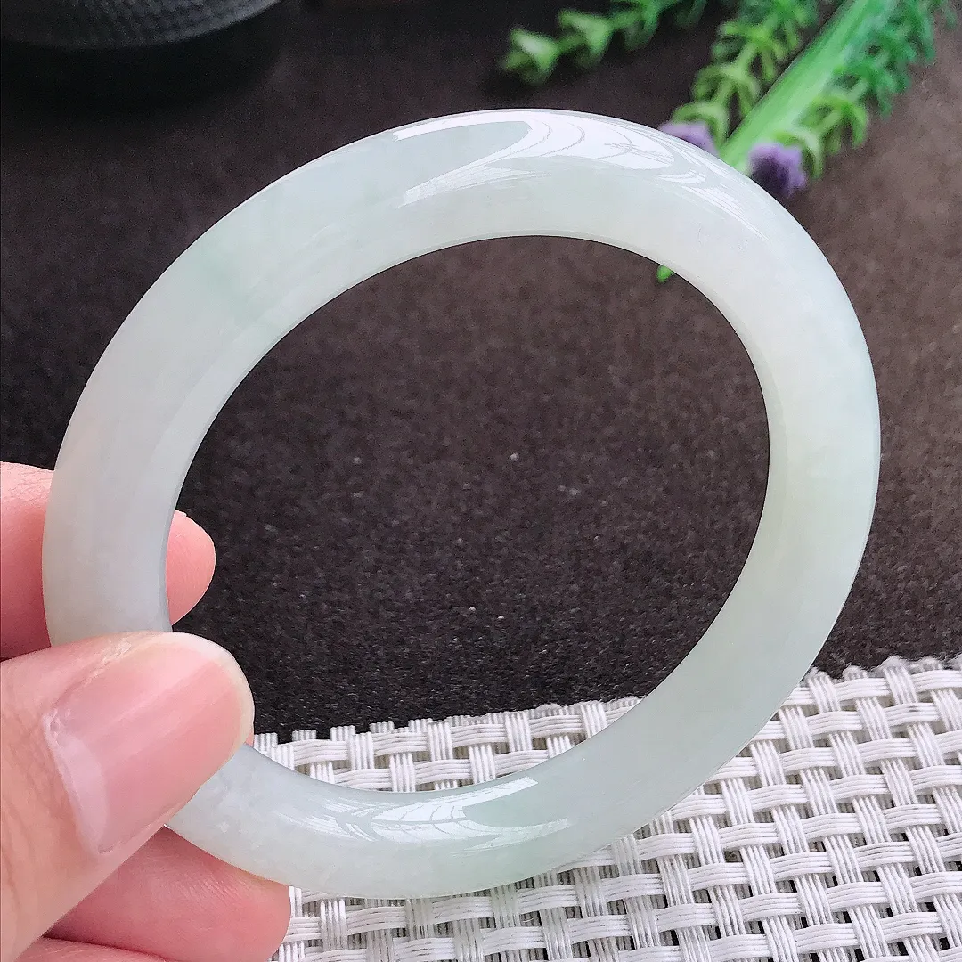 天然a货翡翠56/9.5/9.7老坑秀气冰胶圆条手镯翡翠玉镯美人镯