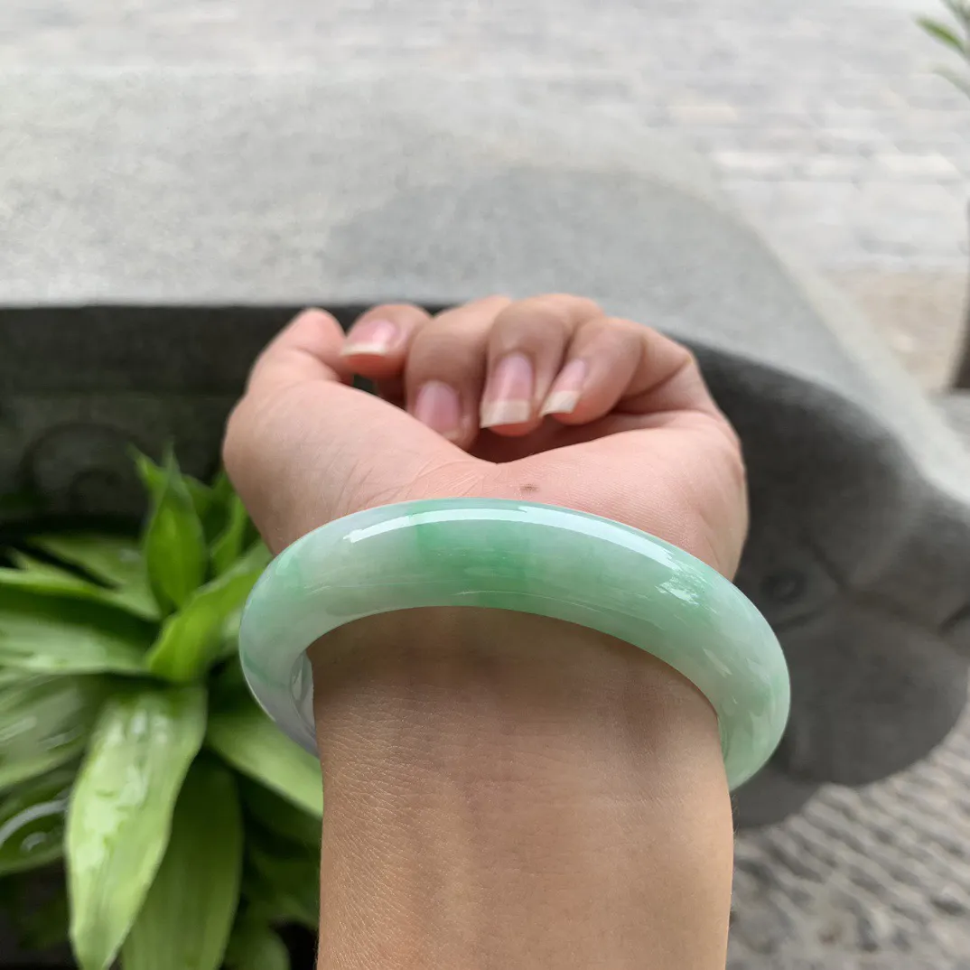 大圈口58.2-12.8-8.9 【飘绿正圈手镯】正圈58 59可戴