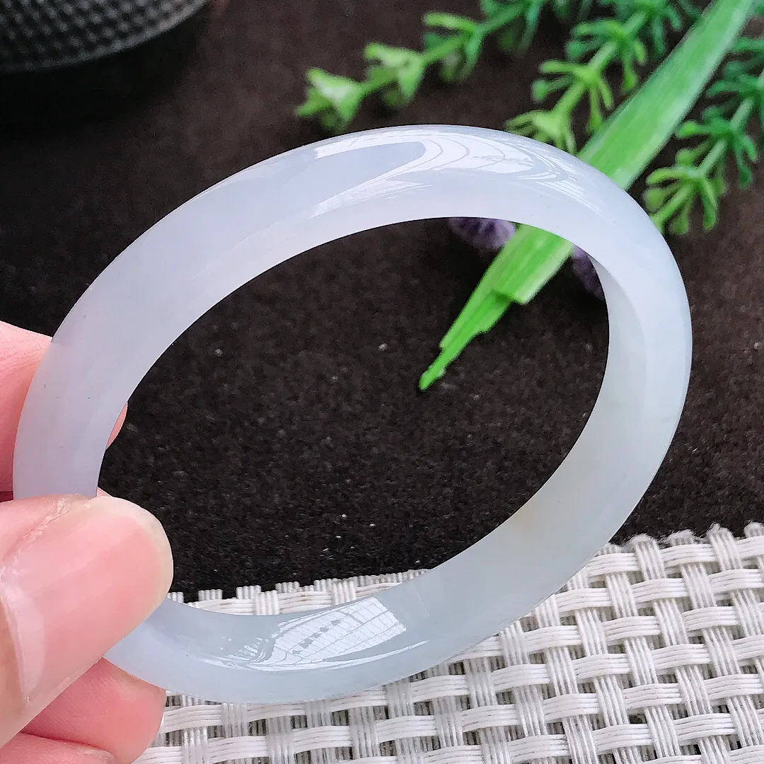 自然光52.5/45/9.2/9.5老坑秀气冰胶浅紫色贵妃手镯翡翠玉镯美人镯