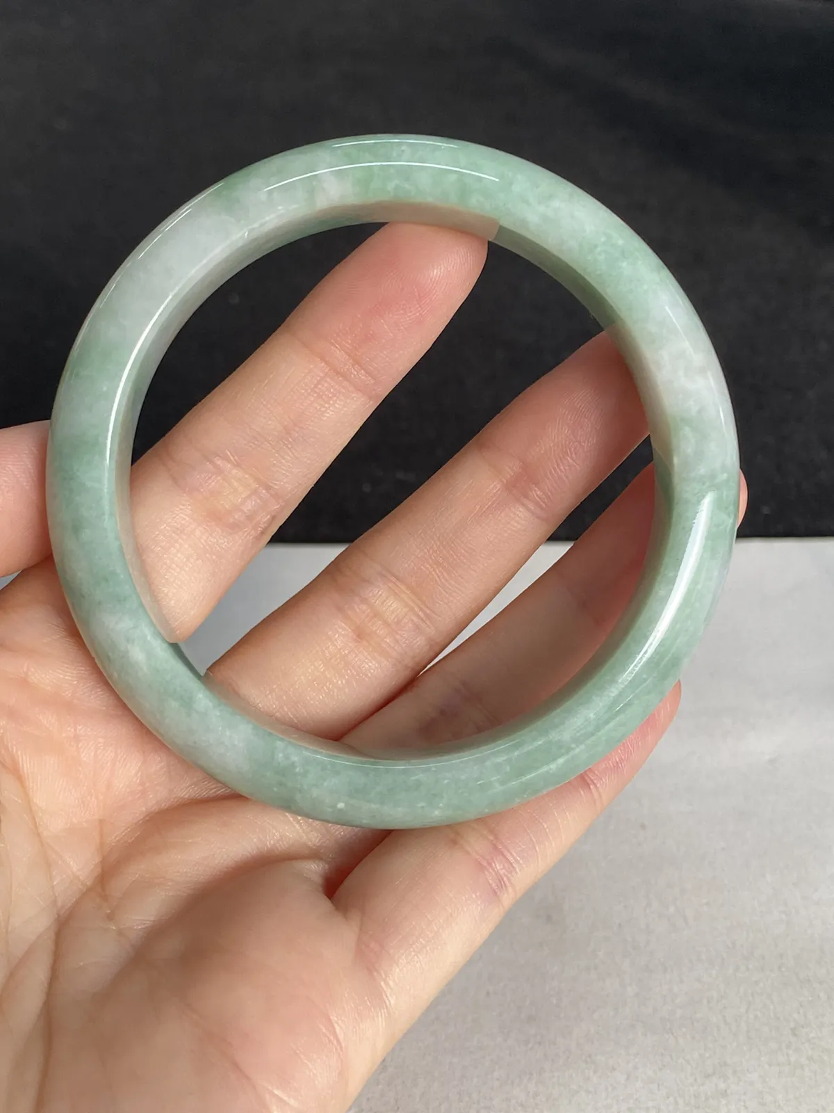 正圈56.5圈口，翡翠手镯