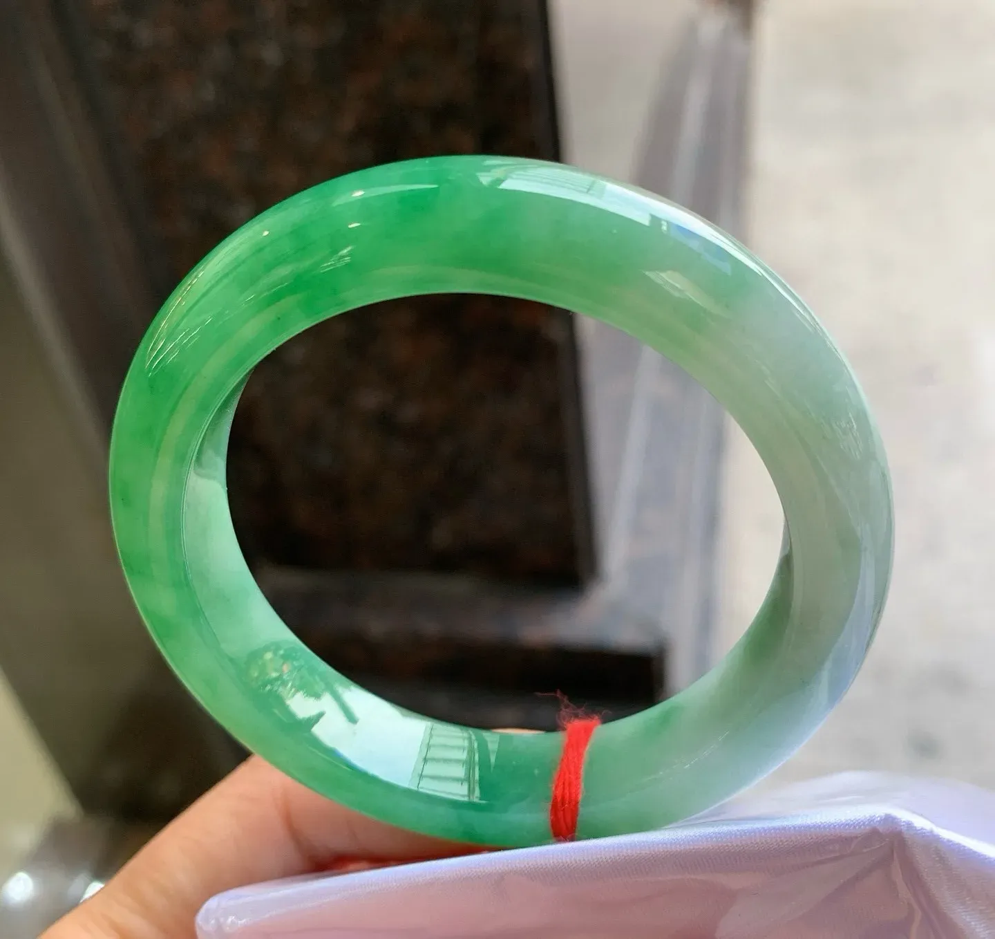 正圈一大圈芙蓉绿 无瑕 尺寸:56.3/12.2/9.3 色好