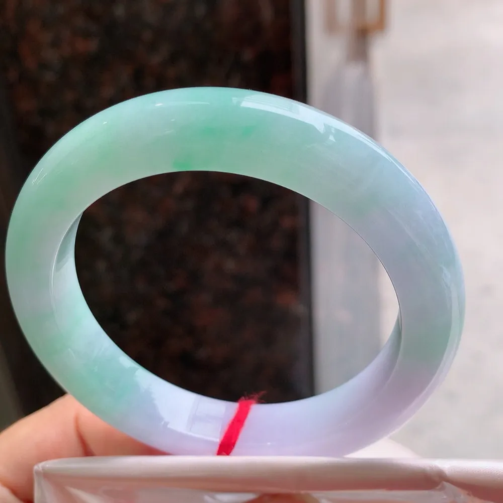 正圈满色冰春彩 无瑕 尺寸:59.5/12.5/10 色好