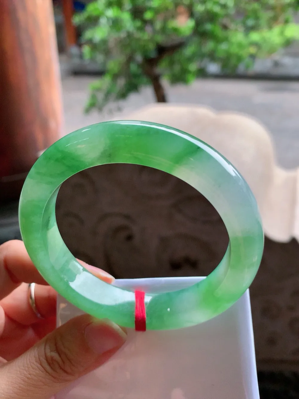 正圈高冰阳绿 无瑕 尺寸:58.3/12.4/9.4 种色俱佳