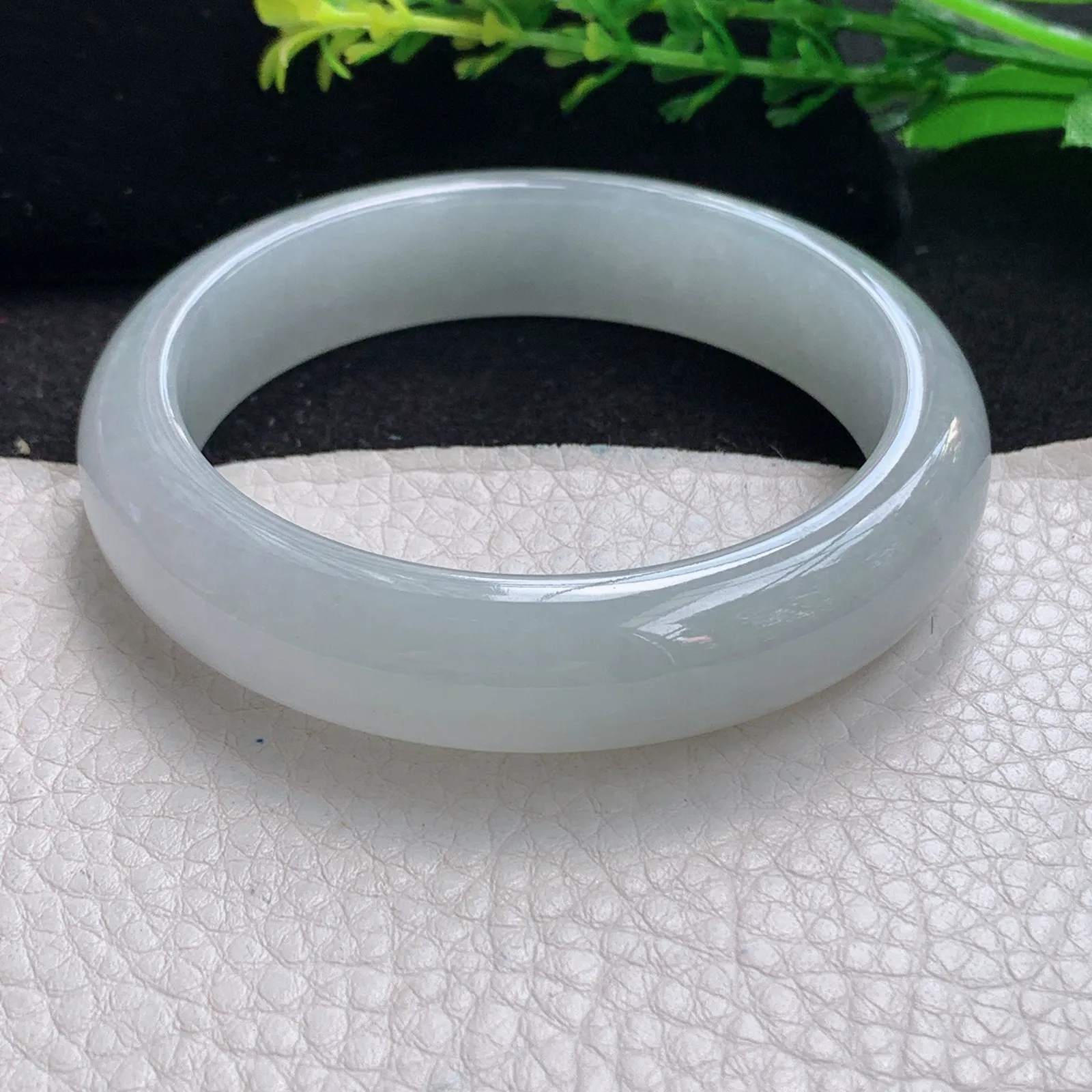 hy自然光57*13.5*8.3平安镯 缅甸翡翠a货白月光起光宽边玉手镯 玉手环