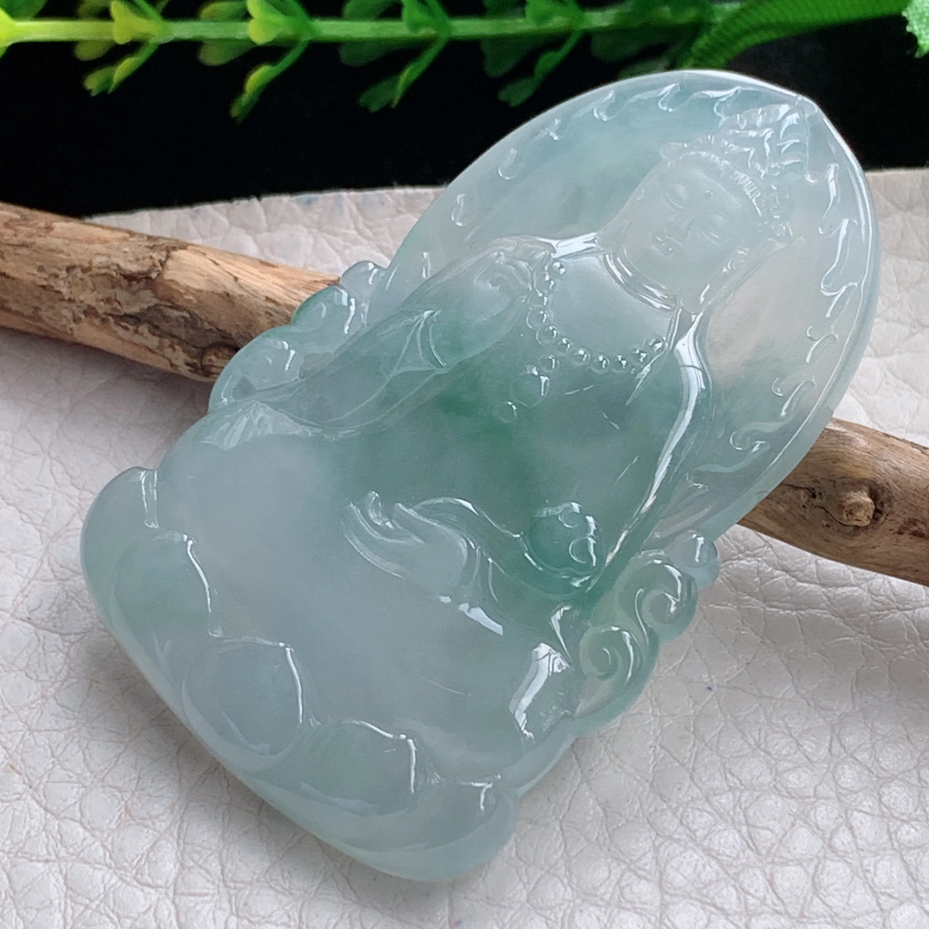 ktj实拍56.8*34.5*6缅甸翡翠冰种飘花坐莲观音牌吊坠冰飘花菩萨精雕玉坠