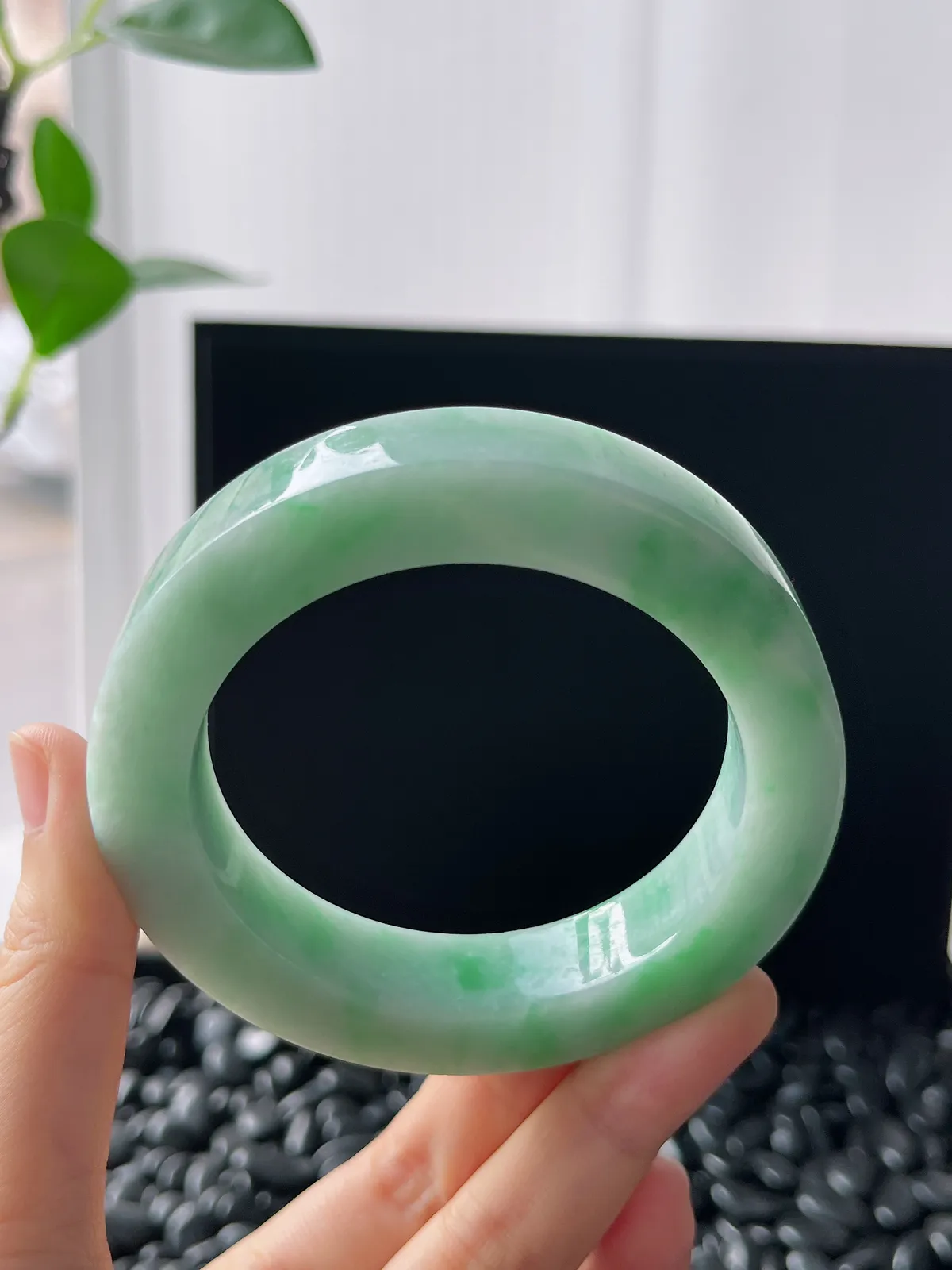 翡翠镯饼，⭕️正圈最大做61，最小做57