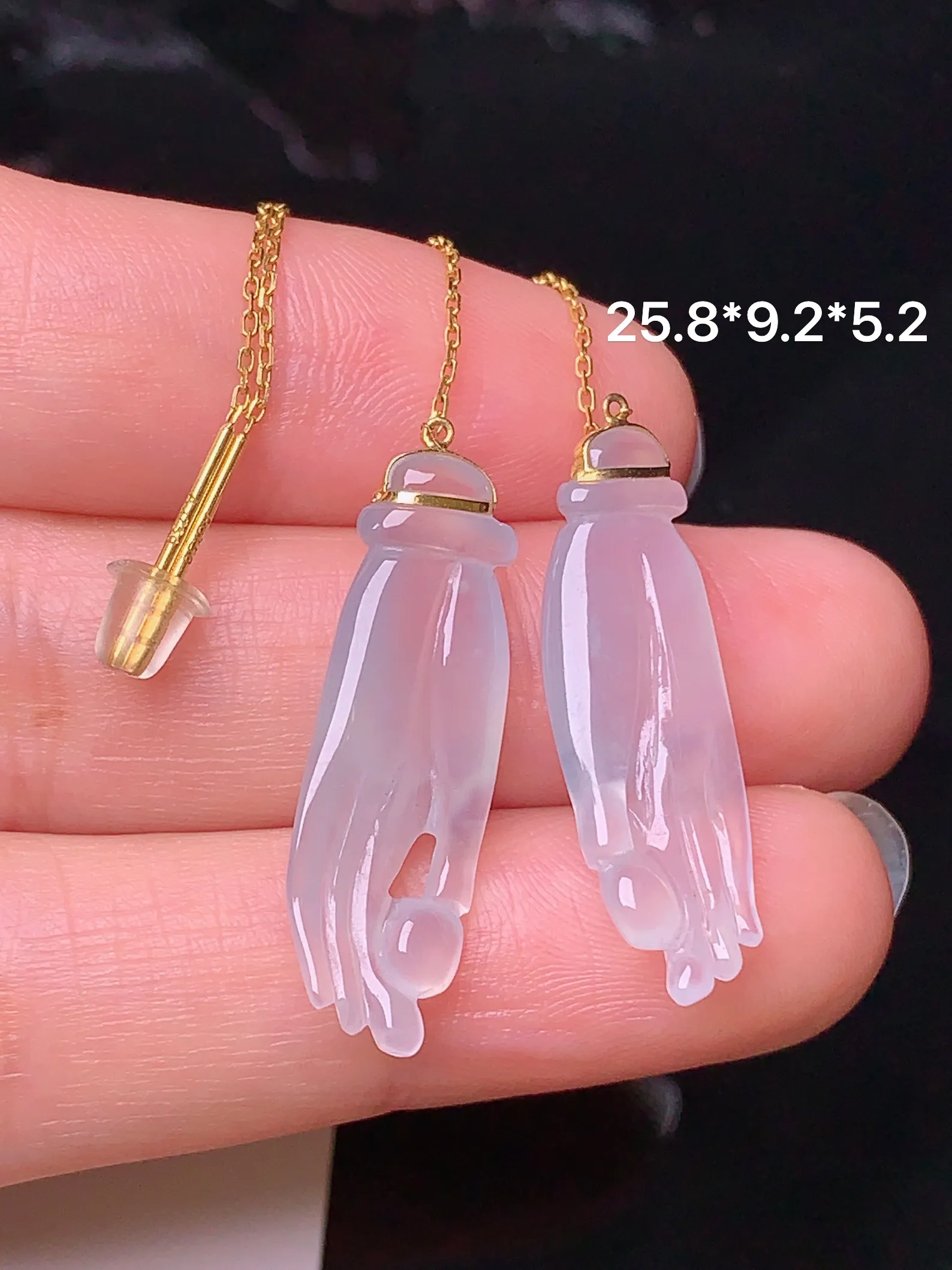 18k金镶嵌冰种掌上明珠耳坠 玉质细腻 色泽清新艳丽 整体尺寸25.8*9.2*5.2