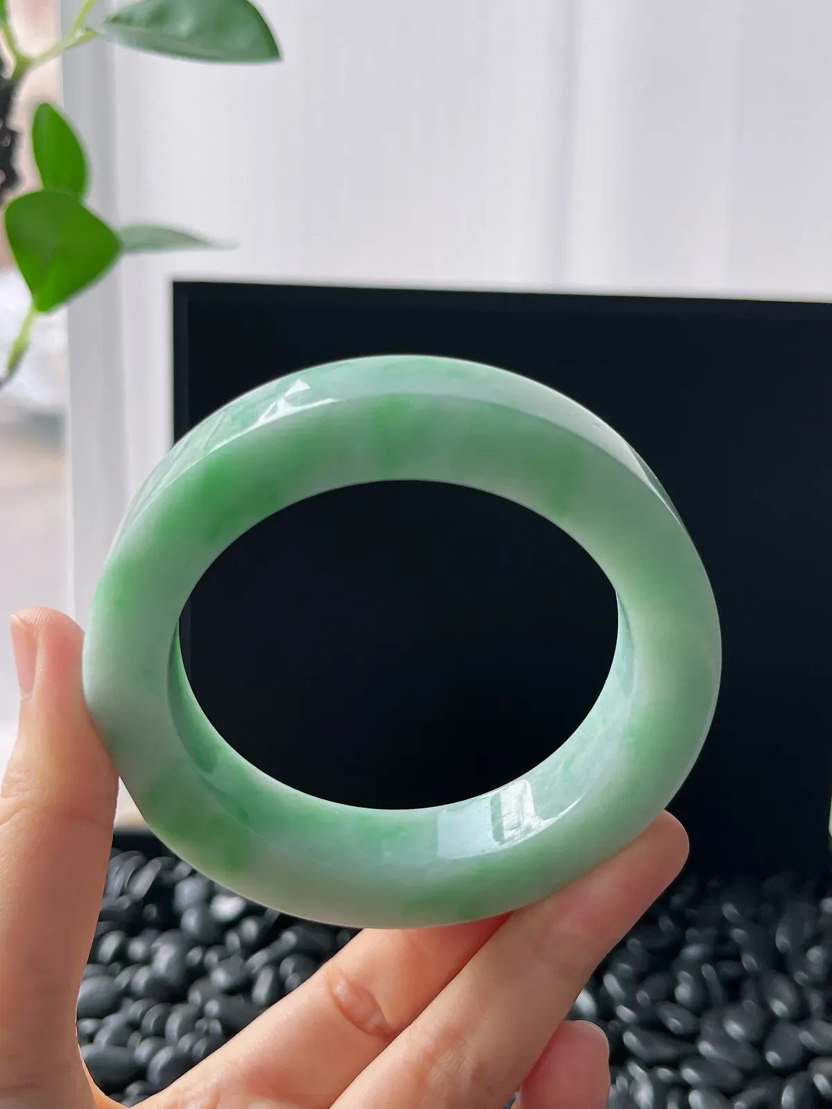 翡翠镯饼，⭕️正圈最大做61，最小做57