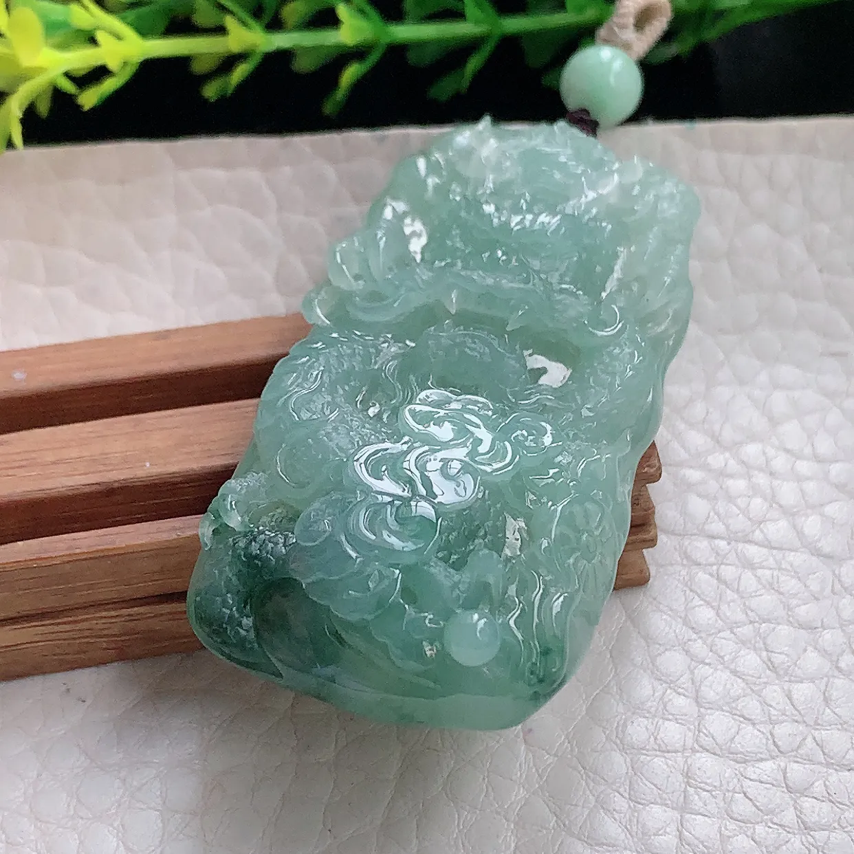 ktj实拍59*28*10.2缅甸翡翠冰飘花龙牌吊坠飞龙在天吉祥瑞兽龙