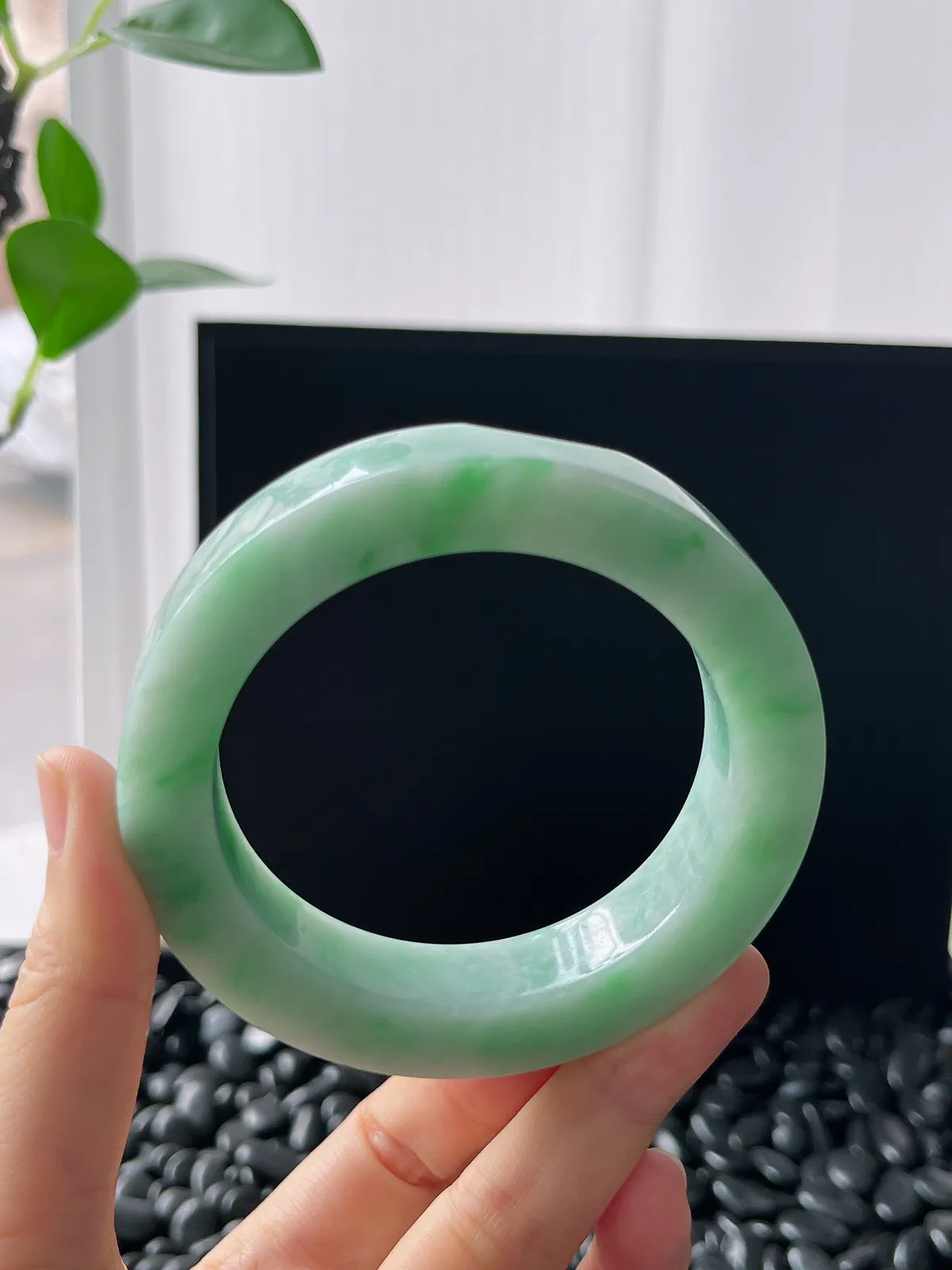 翡翠镯饼，⭕️正圈最大做61，最小做57