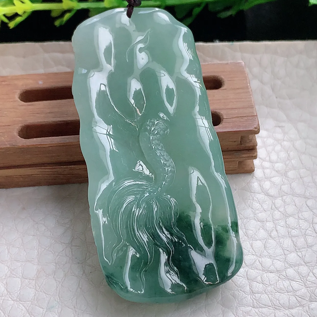 ktj实拍59*28*10.2缅甸翡翠冰飘花龙牌吊坠飞龙在天吉祥瑞兽龙