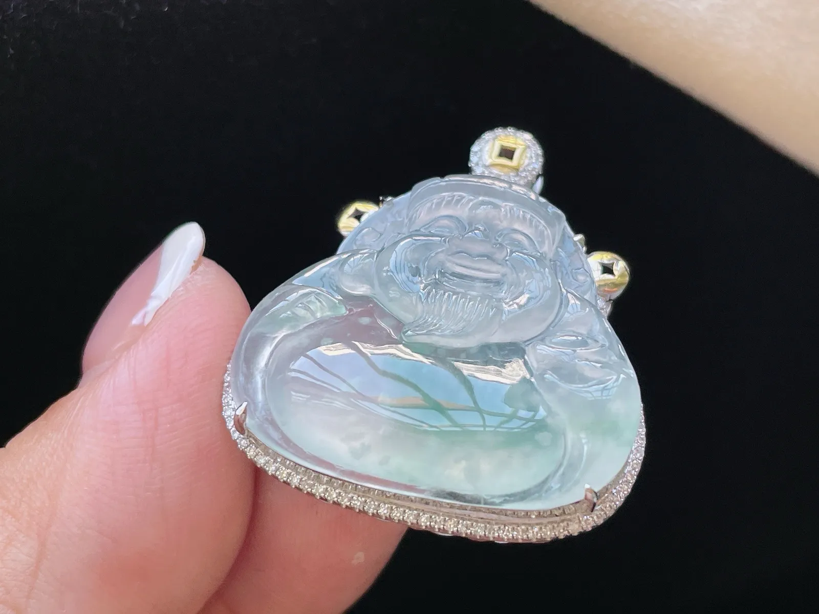 18K 冰种飘花·财神

整31-28-10.1
裸23.6-26.3-4.8