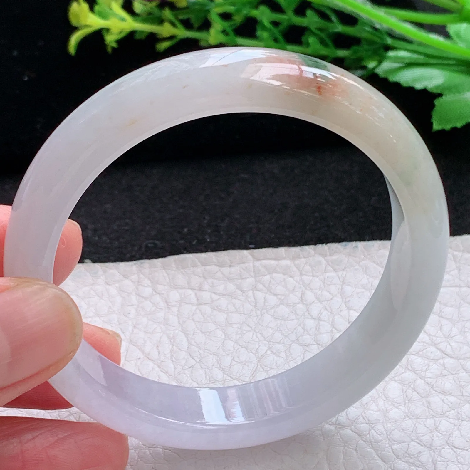 yw5自然光54*12*7.5平安镯 特色缅甸翡翠a货飘花秀气宽边玉手镯 玉手环