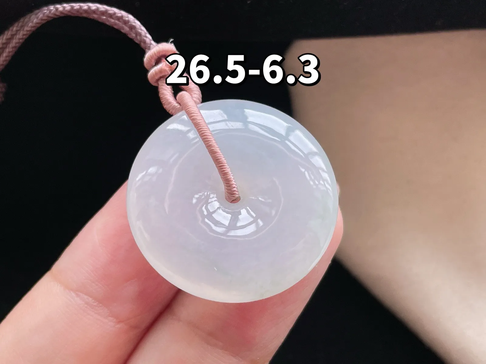 冰种·平安扣

裸26.5-6.3