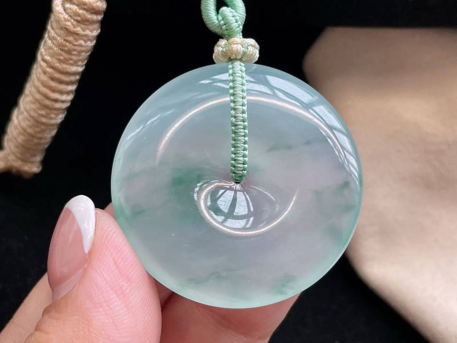 冰种飘花·平安扣

裸35.8-6.1