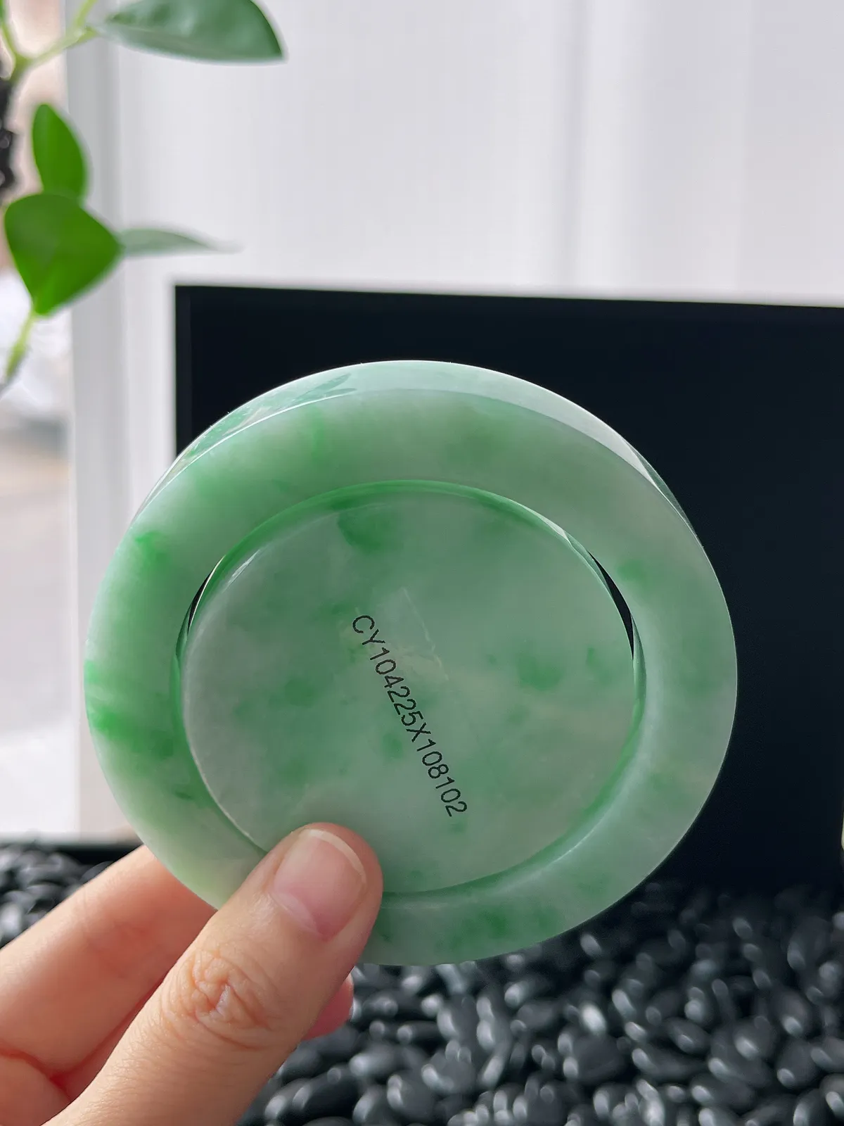 翡翠镯饼，⭕️正圈最大做61，最小做57