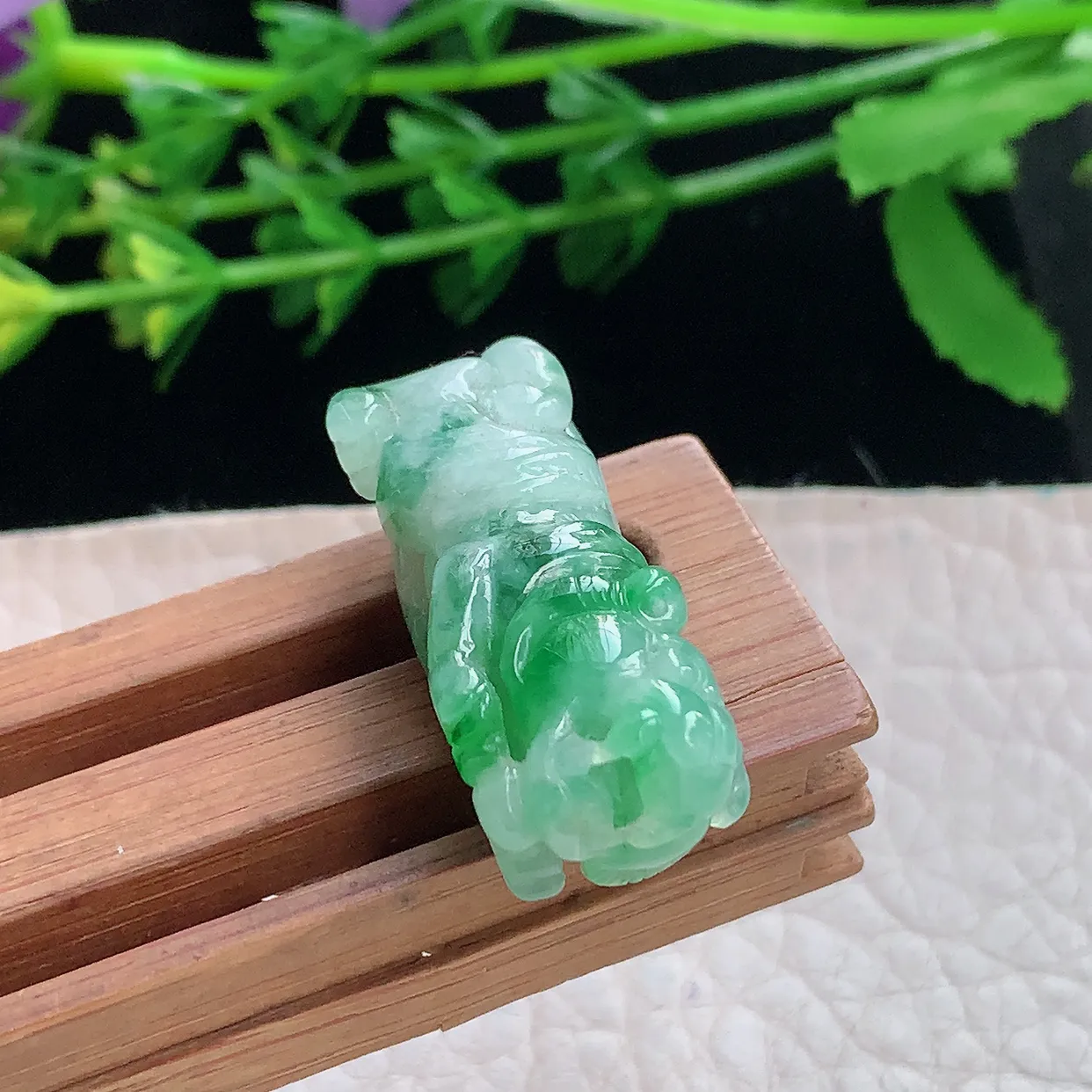 yl实拍31.8*12.4*12.2缅甸翡翠飘阳绿虎虎生威玉坠立体生肖项坠