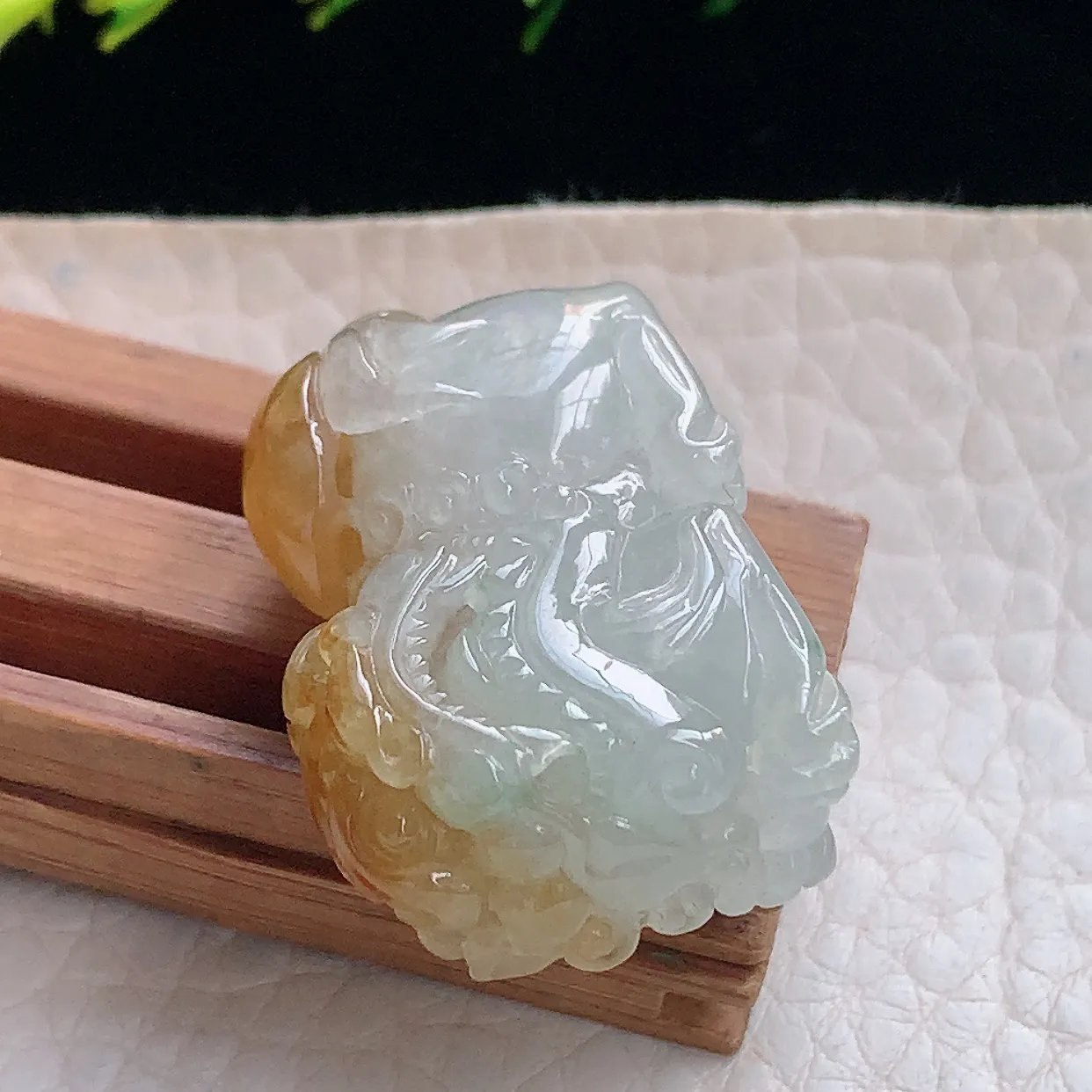 yl实拍30.6*20.4*14.7缅甸翡翠圆冰黄翡霸王貔貅玉坠厚装立体招财项坠