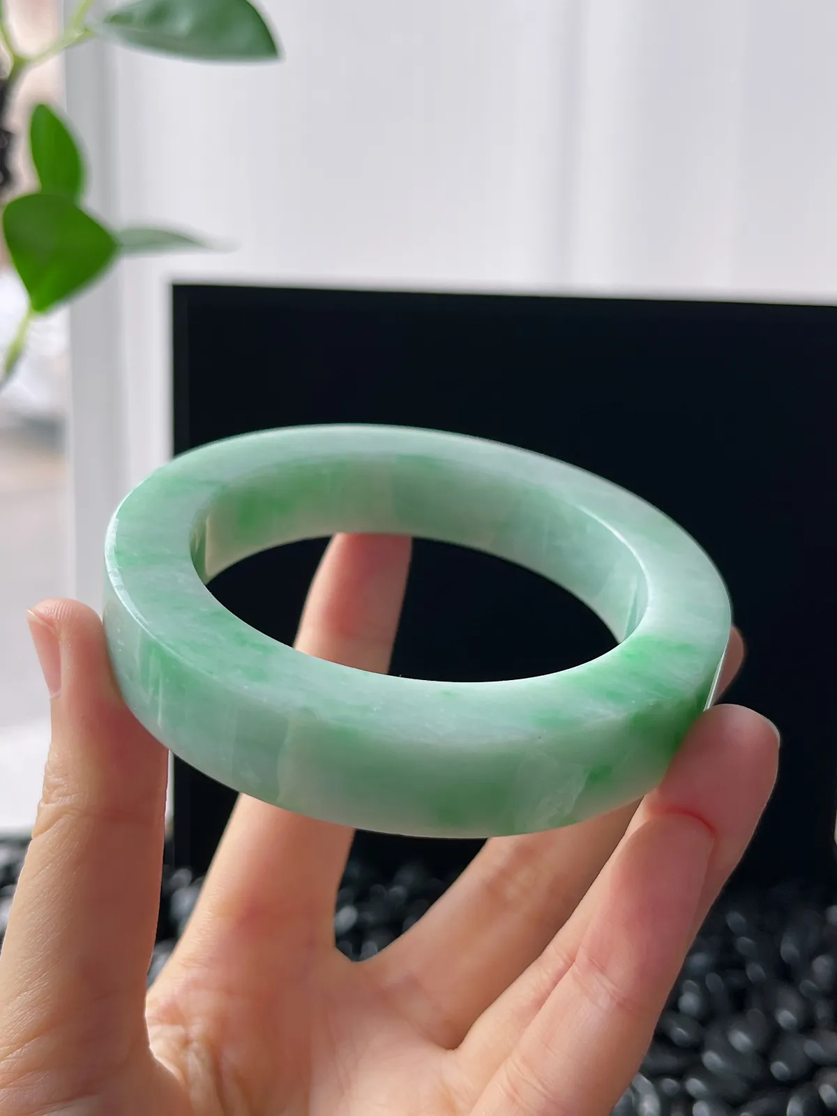 翡翠镯饼，⭕️正圈最大做61，最小做57