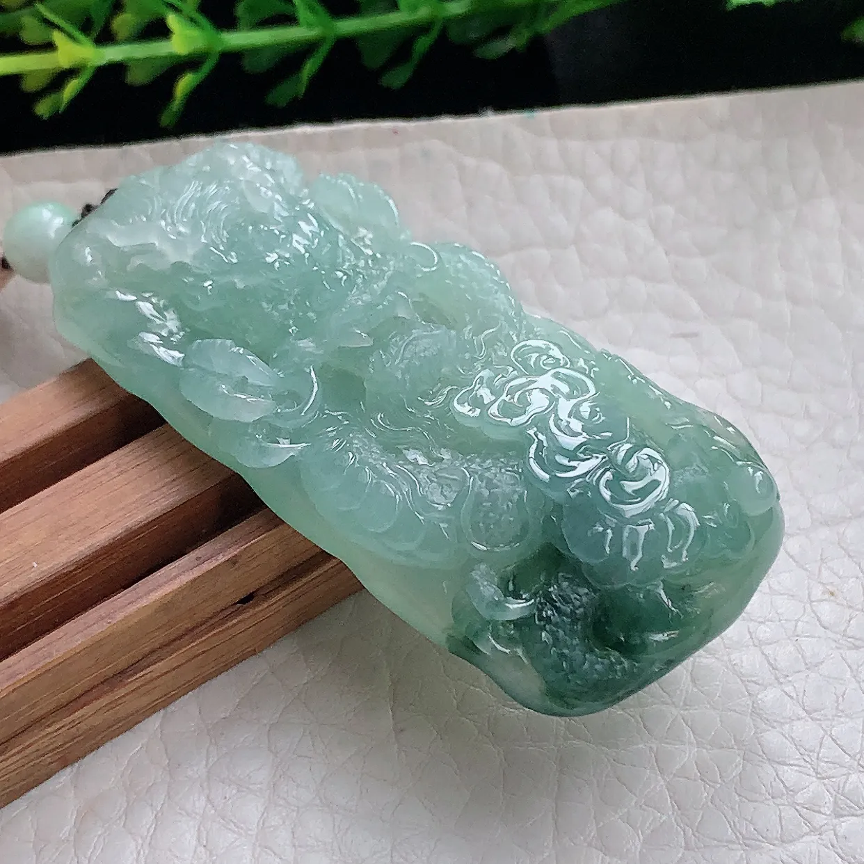 ktj实拍59*28*10.2缅甸翡翠冰飘花龙牌吊坠飞龙在天吉祥瑞兽龙