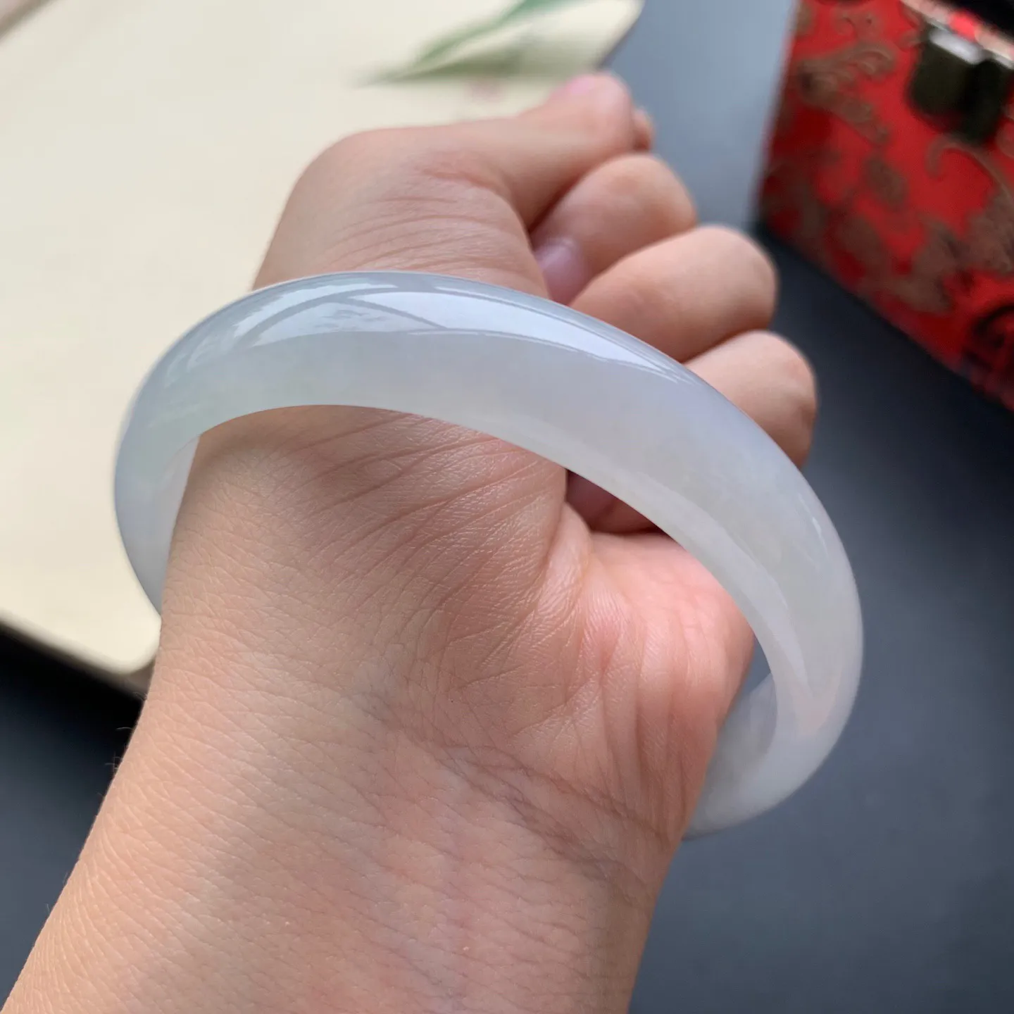 59.8圈口冰正圈手镯 尺寸：59.8-13.3-6.2，无纹裂，水润起胶，宽版大气