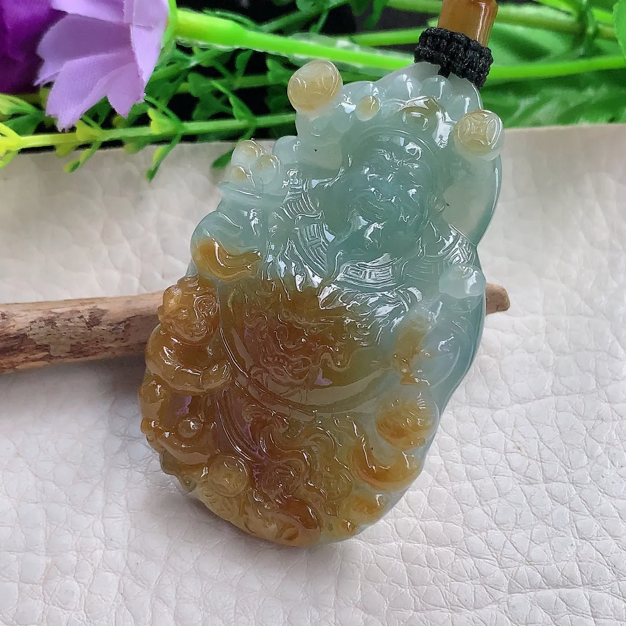 yl实拍57.5*35*14缅甸翡翠圆冰透蓝加黄双彩财神爷吊坠坠厚装招财项坠