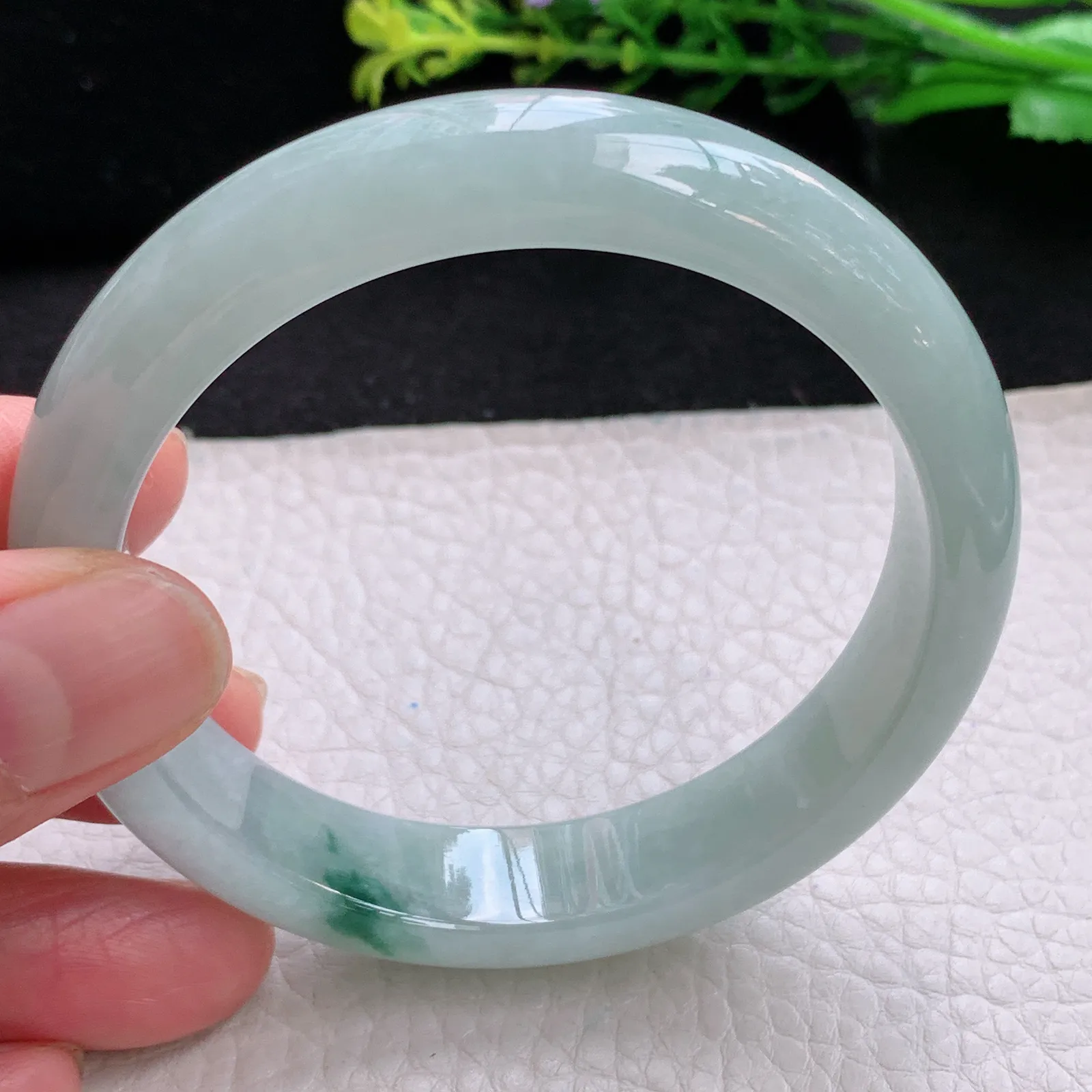 hy自然光57.5*13*7.7平安镯 缅甸翡翠a货清新飘花宽边玉手镯 玉手环