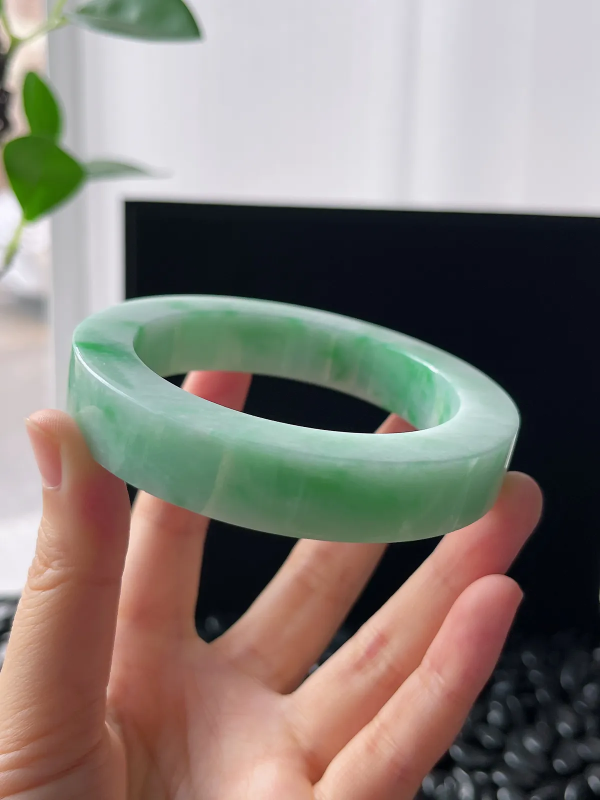 翡翠镯饼，⭕️正圈最大做62，最小做57.8