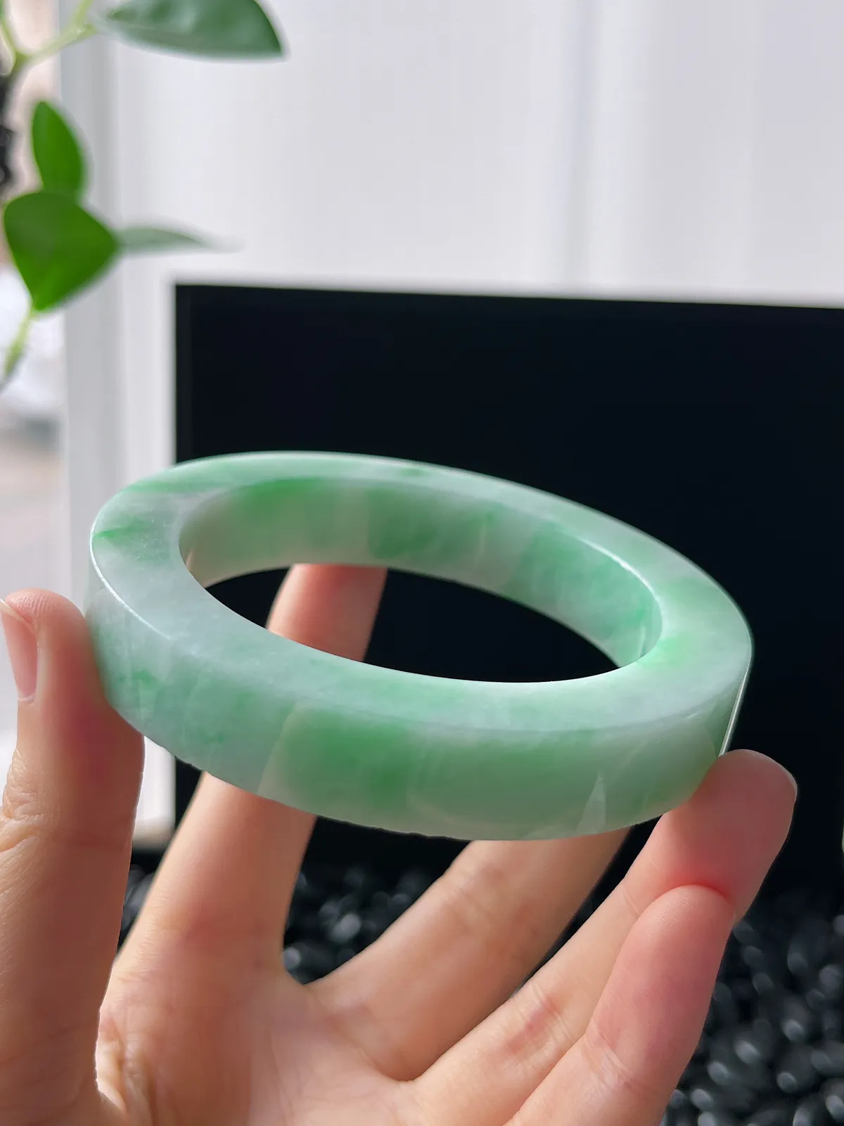 翡翠镯饼，⭕️正圈最大做61，最小做57