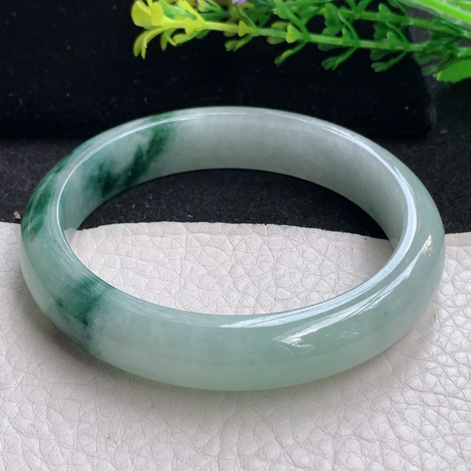 js自然光57*12*7.8平安镯 缅甸翡翠a货秀美飘花宽边玉手镯 玉手环