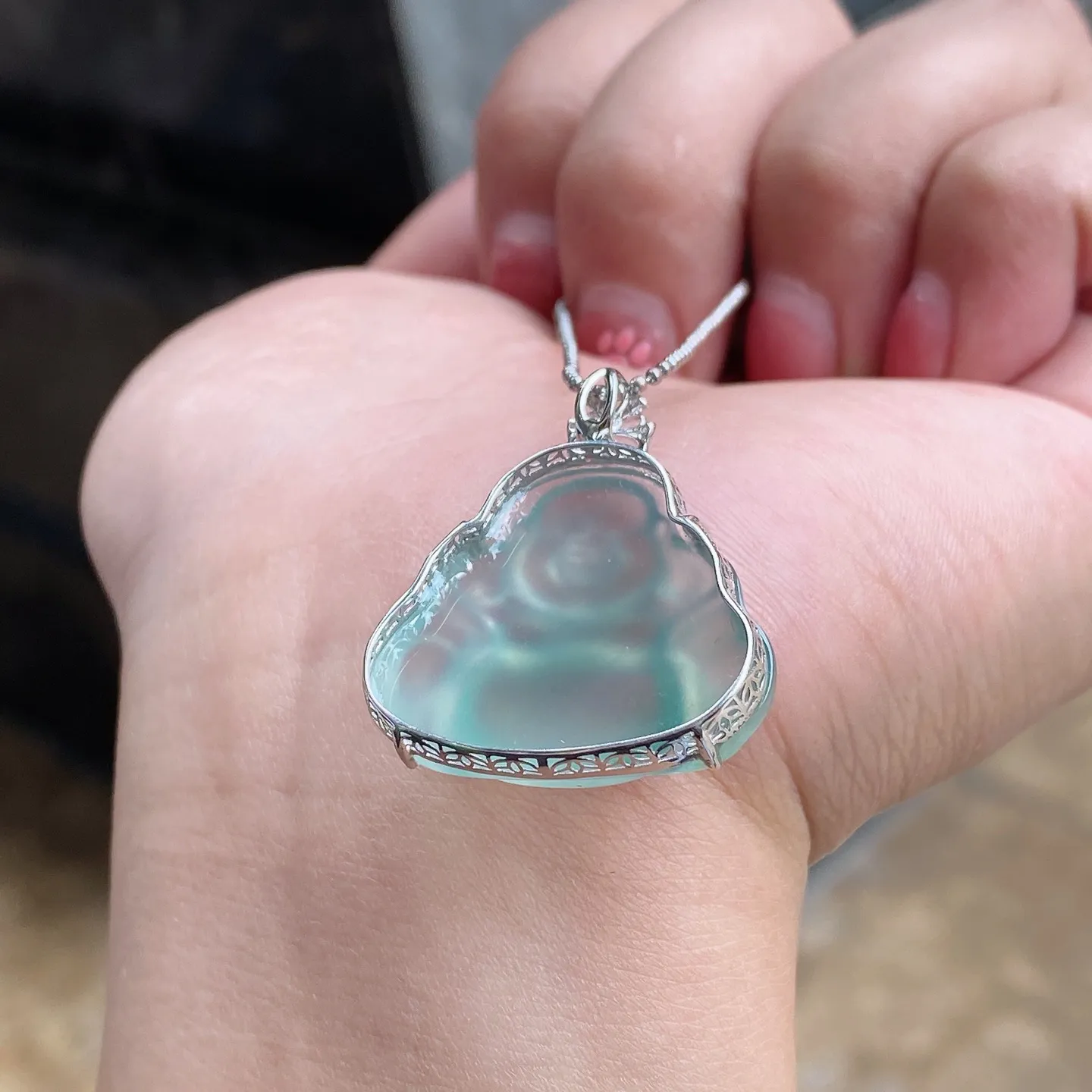 高冰晴底佛公吊坠 尺寸30.5-26.3-8.3毫米